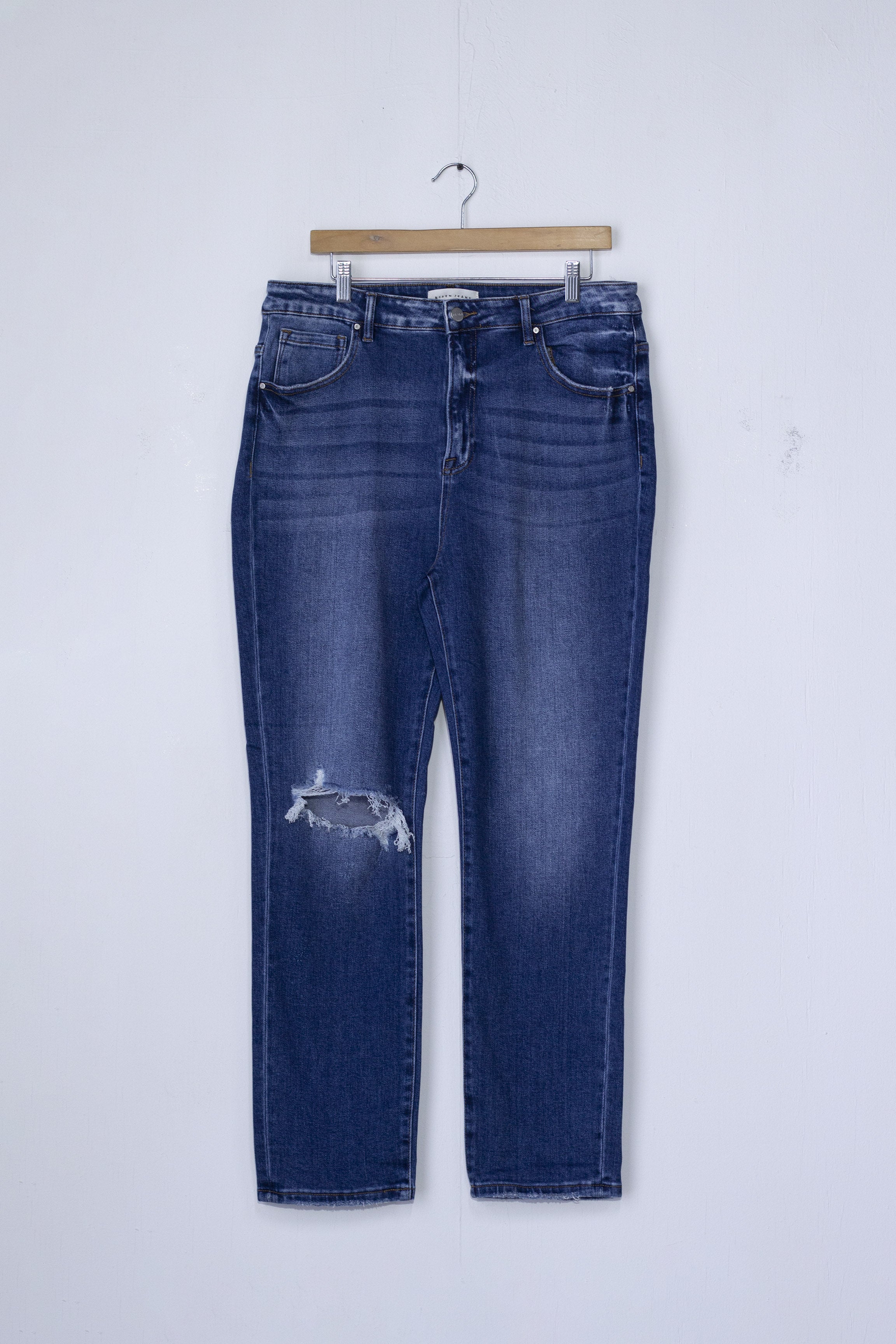 Straight Ripped Jeans
