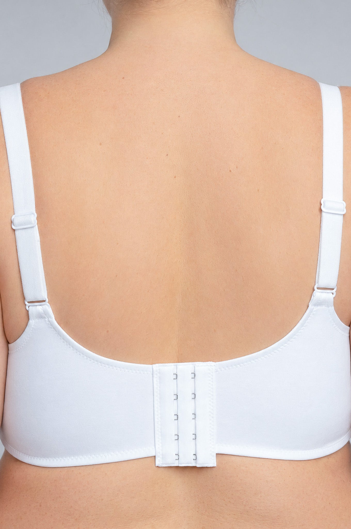 Bra Curvy Sin Costura Liso Copa D Talla 38 Invisible Realce