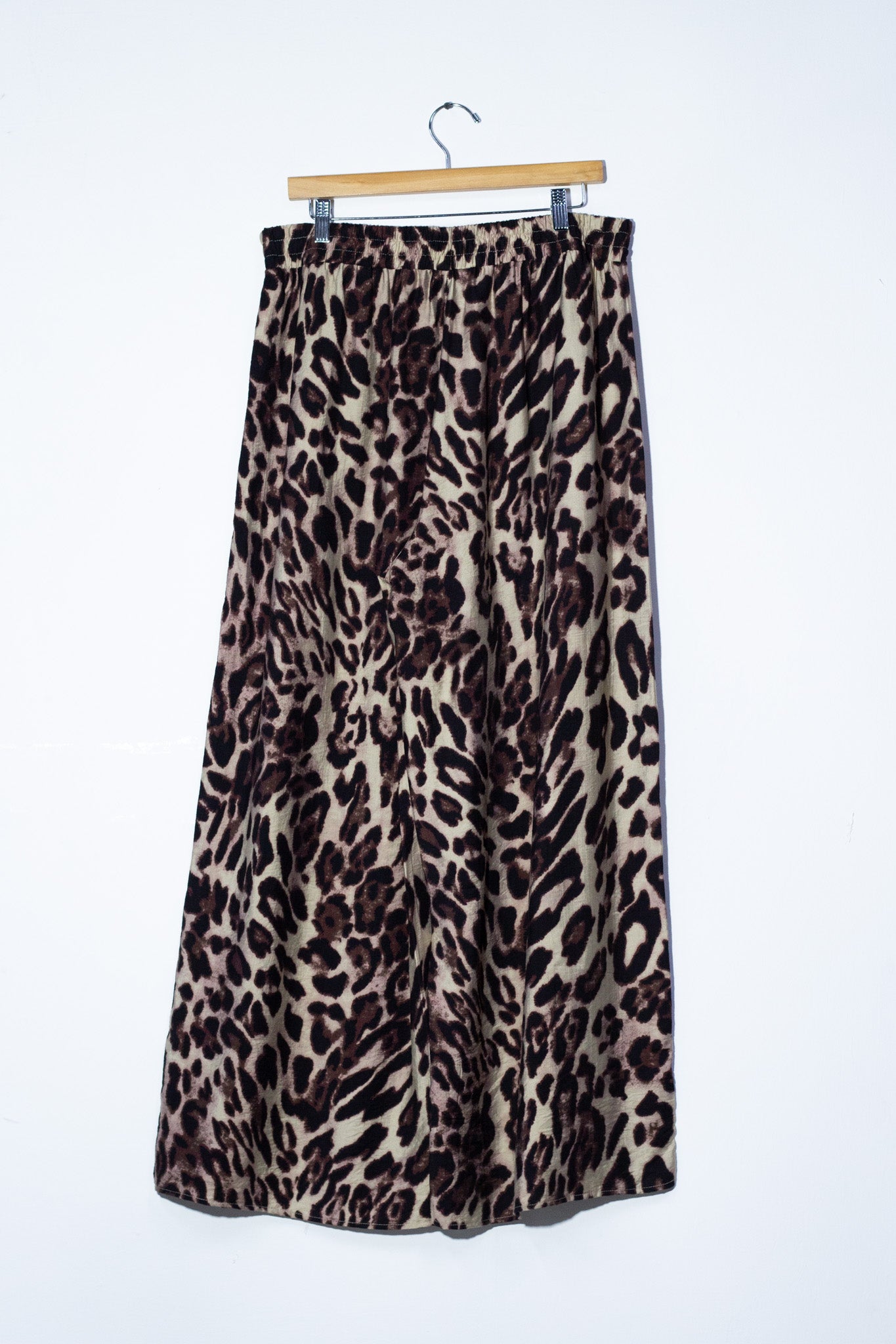Pantalon recto animal print