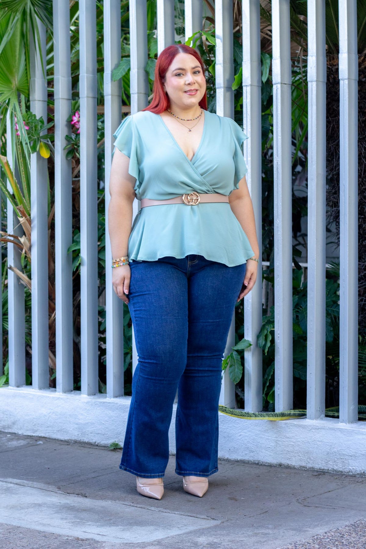 Jeans Flare Liso Curvy Oscuro