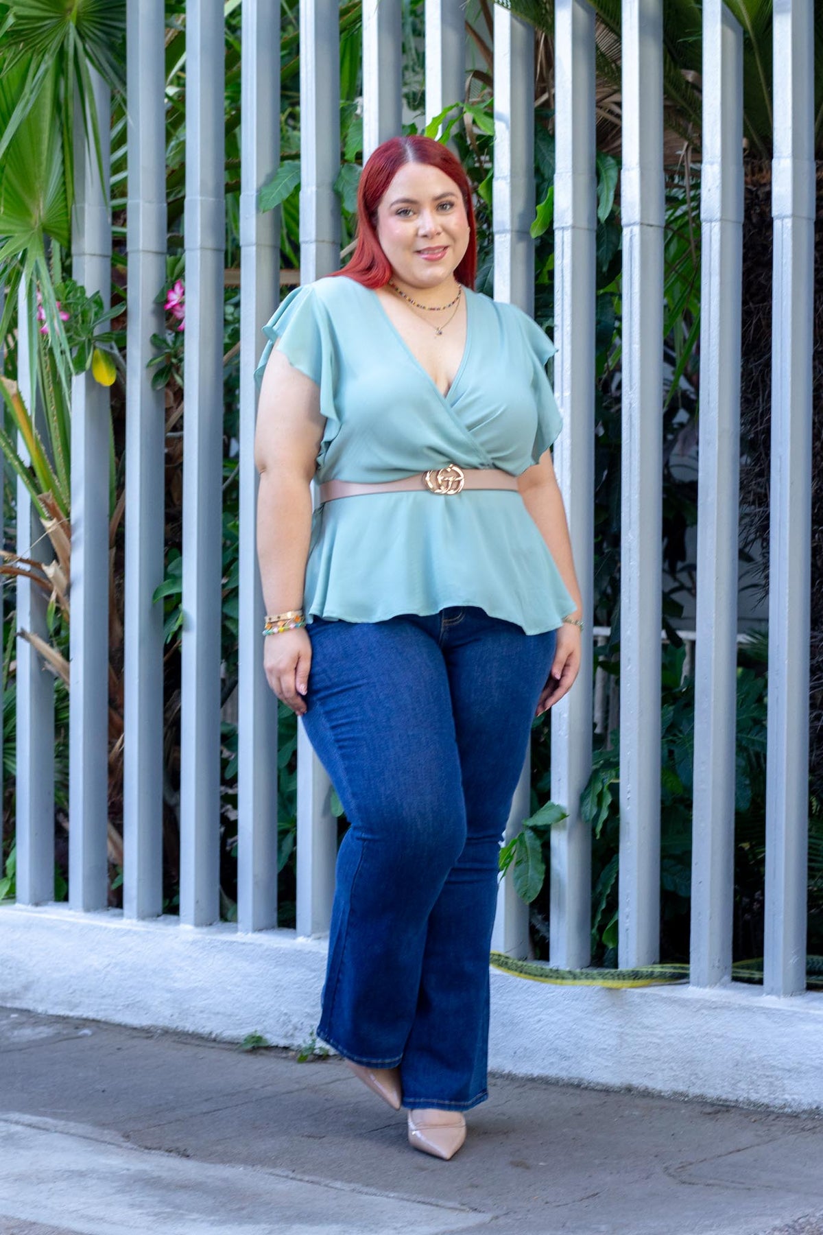 Jeans Flare Liso Curvy Oscuro