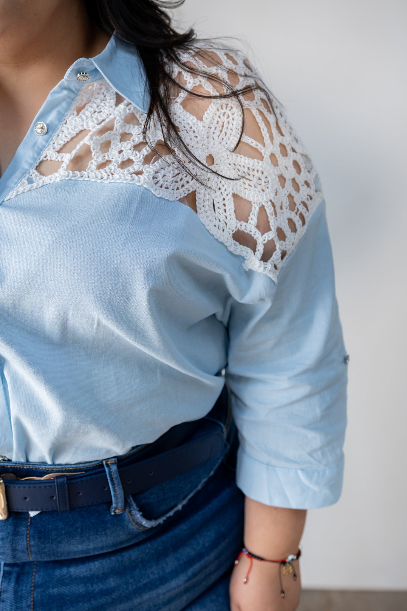 Camisa lino bordada