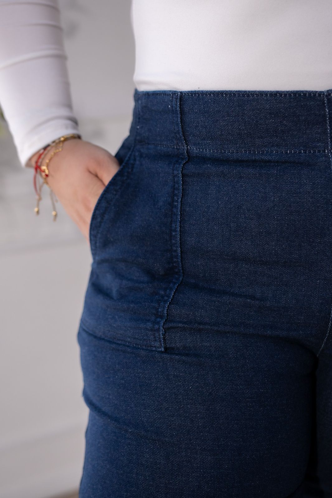 Jeans palazo c/bolsas osc