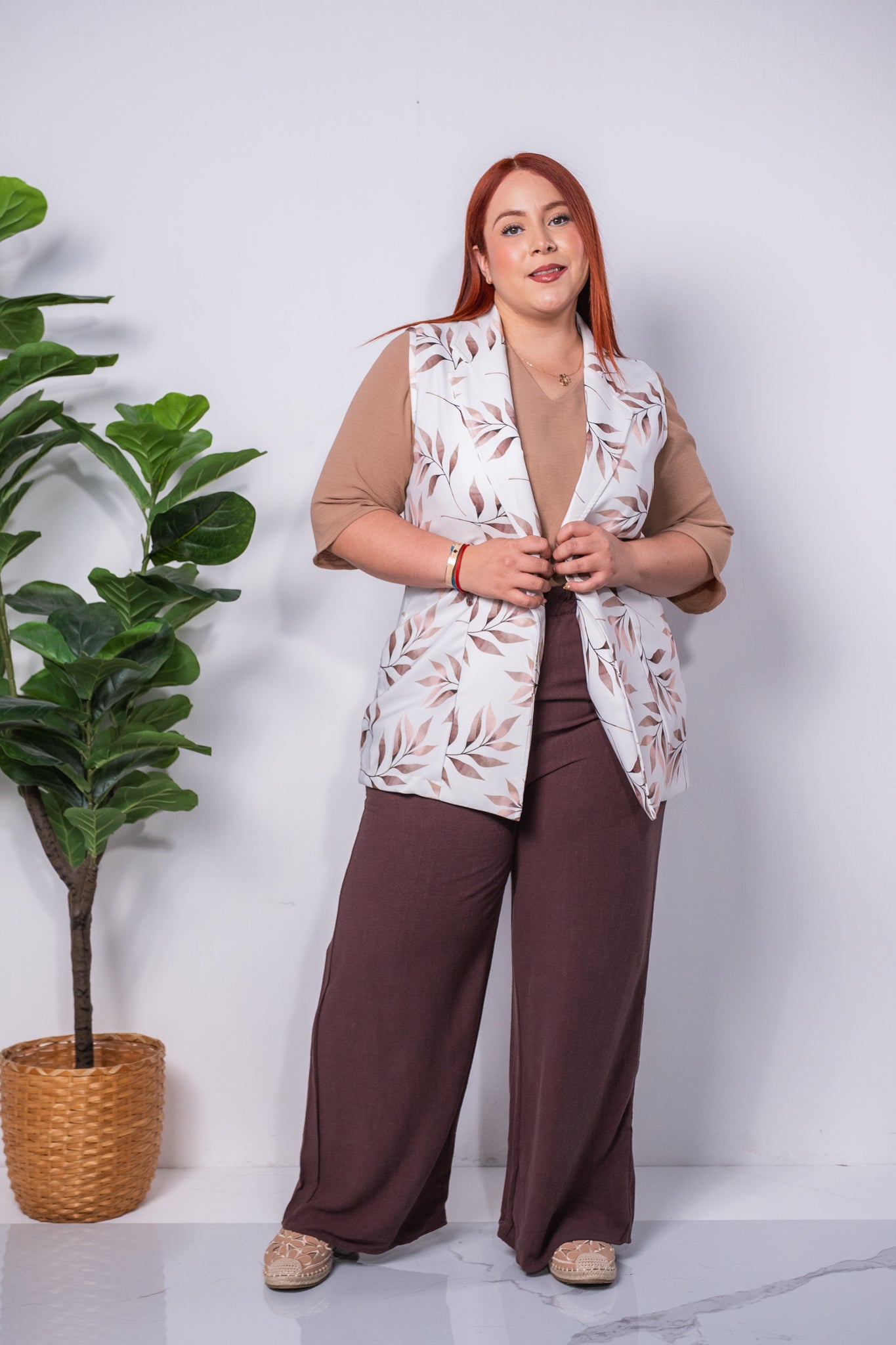 Chaleco Curvy Estampado Café Femenino Statement Layering