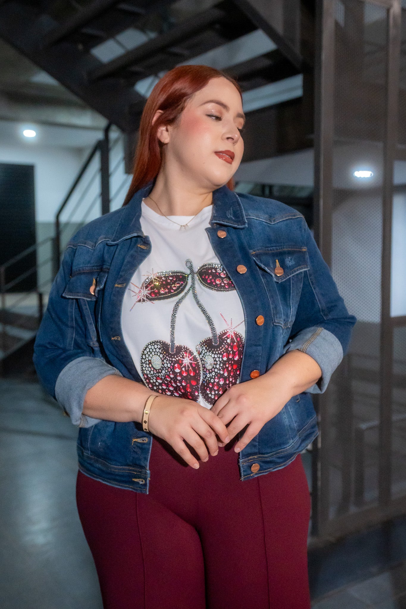 Chamarra denim c/bolsas osc