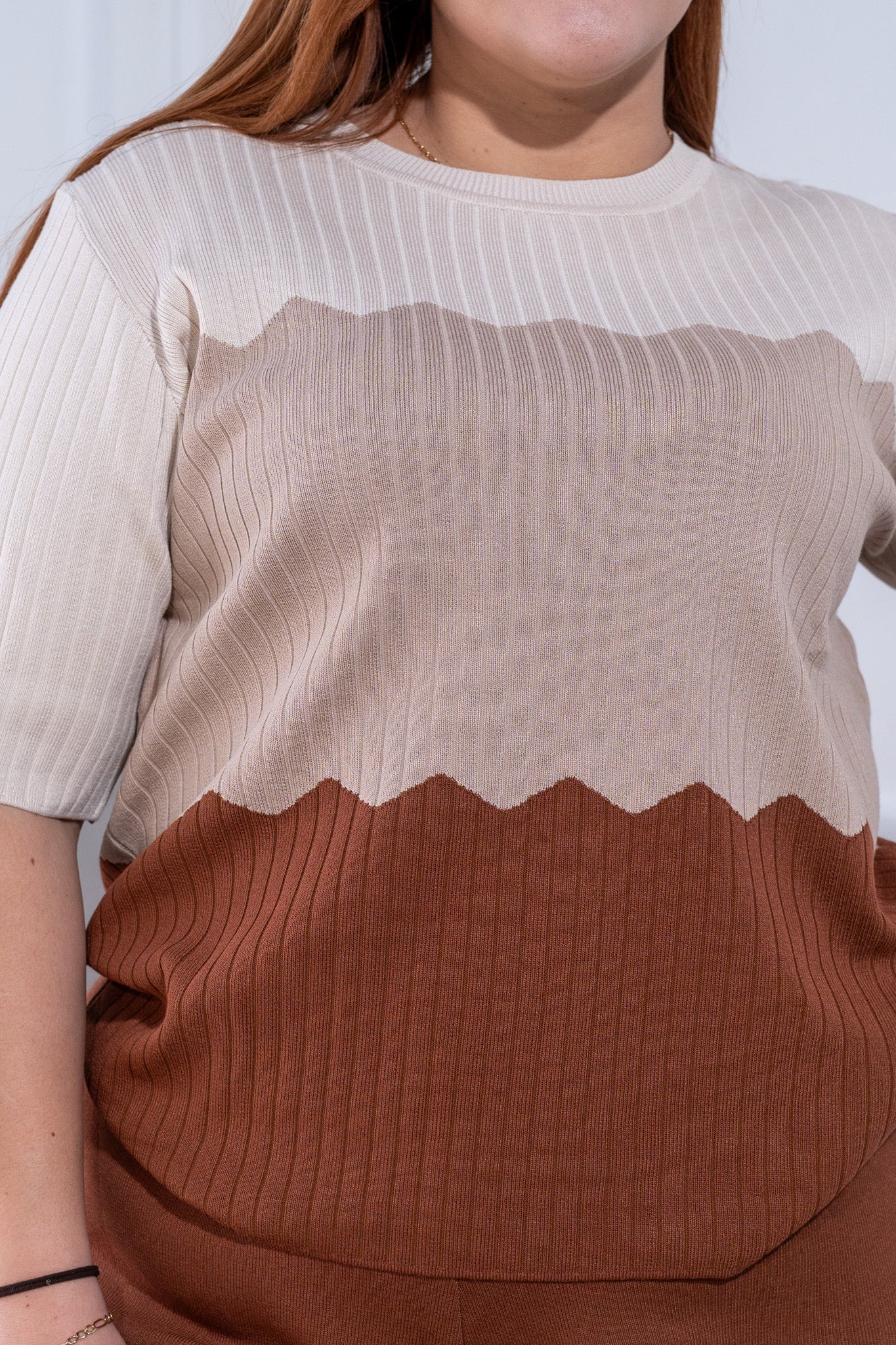 Set pantalon de punto con granjas cafe