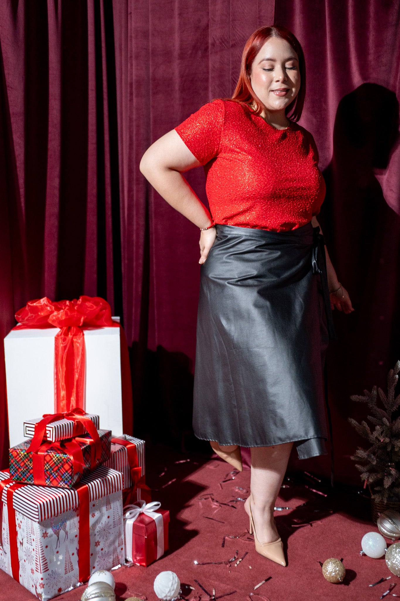 blusa textura brillos roja