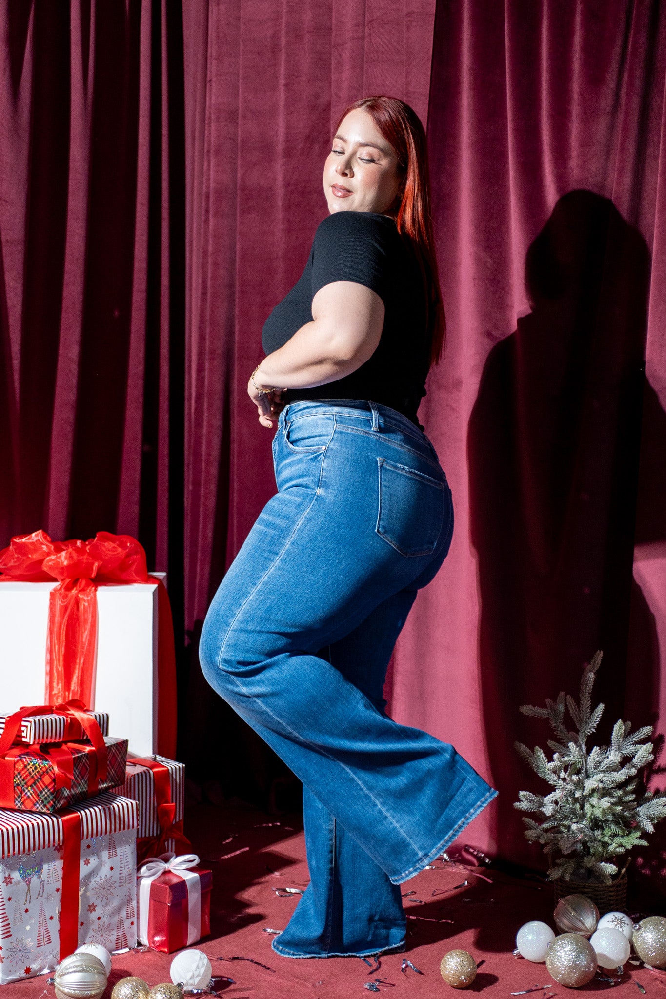 blusa corta cruzada negra