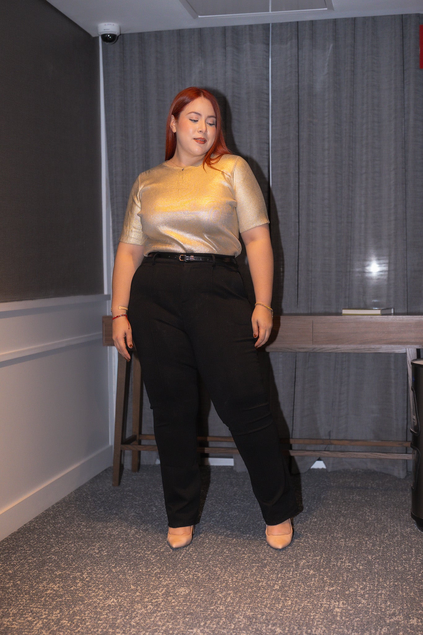 Blusa acanalada metalica dorada