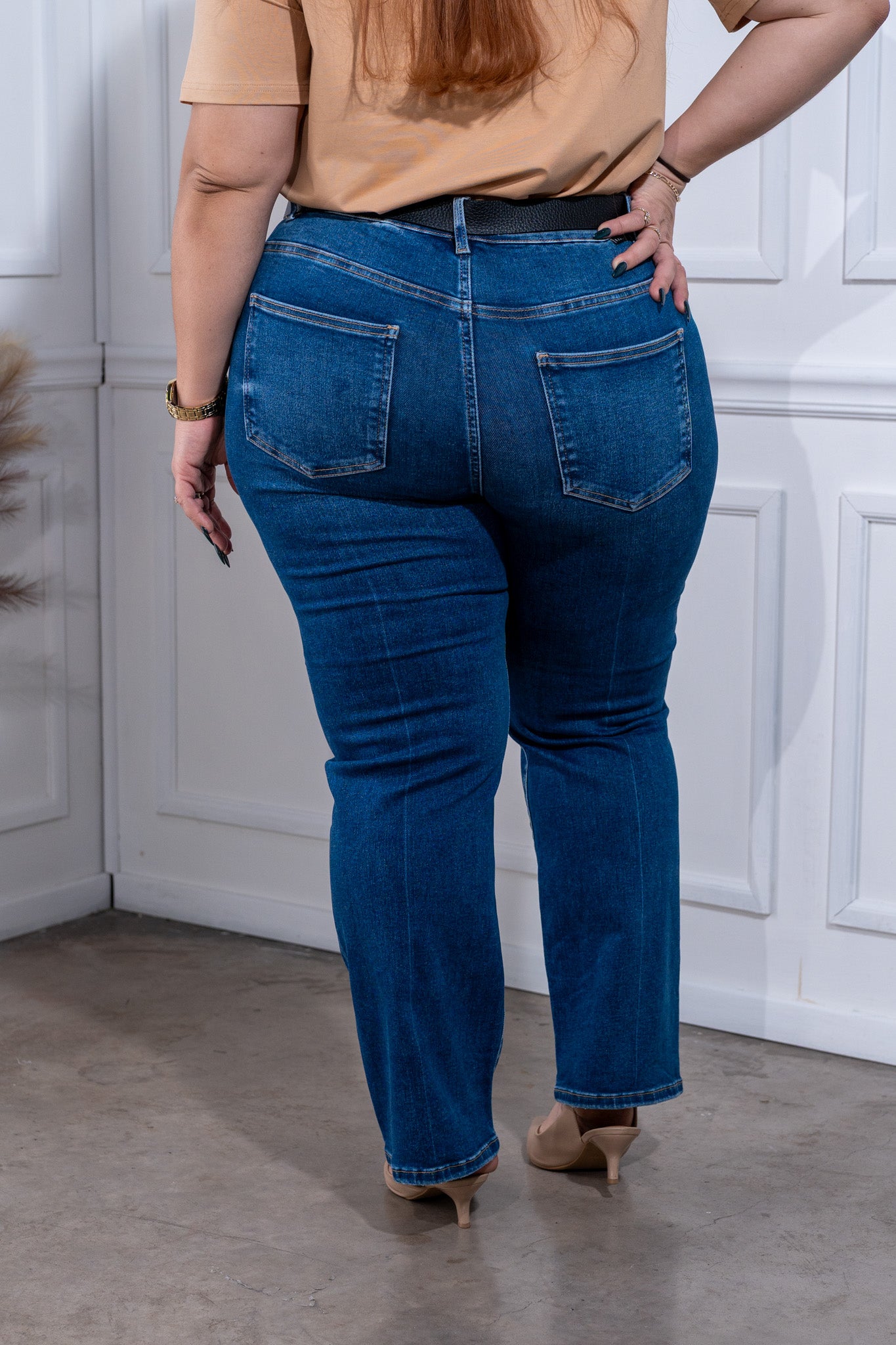 Jeans recto crop liso osc