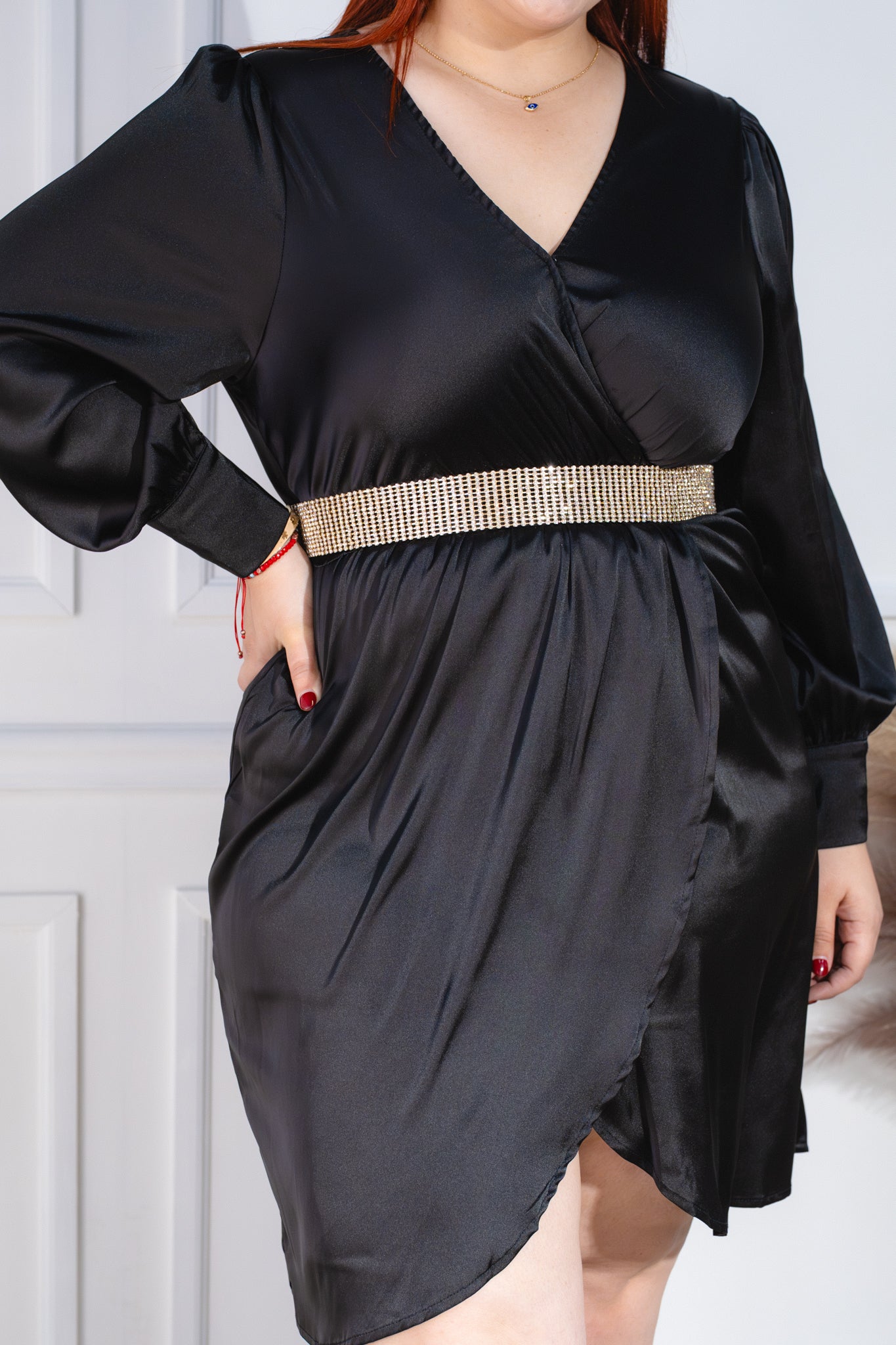 Vestido corto cruzado satin negro