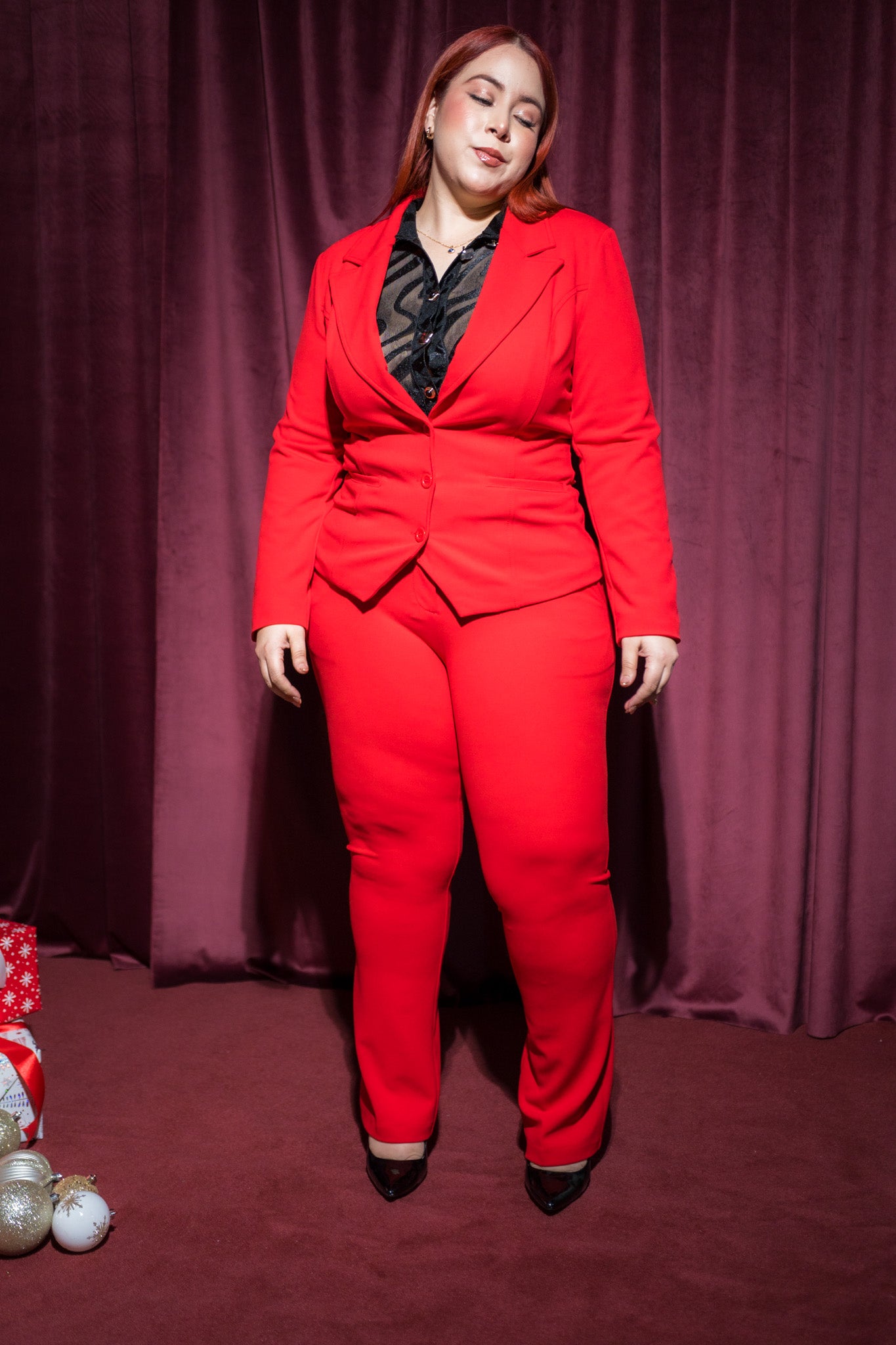 Set pantalon y jacket vestir liso rojo