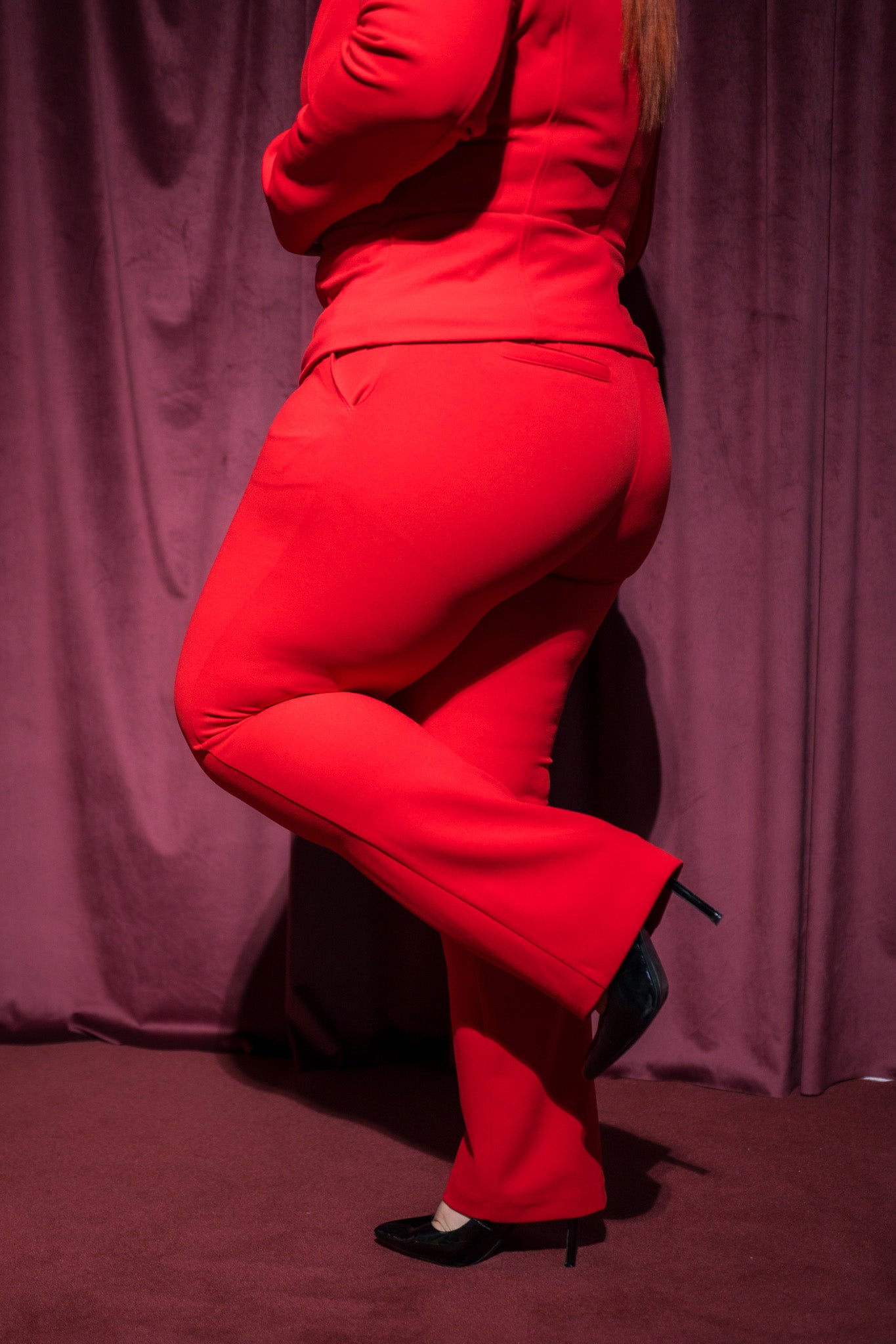 Set pantalon y jacket vestir liso rojo