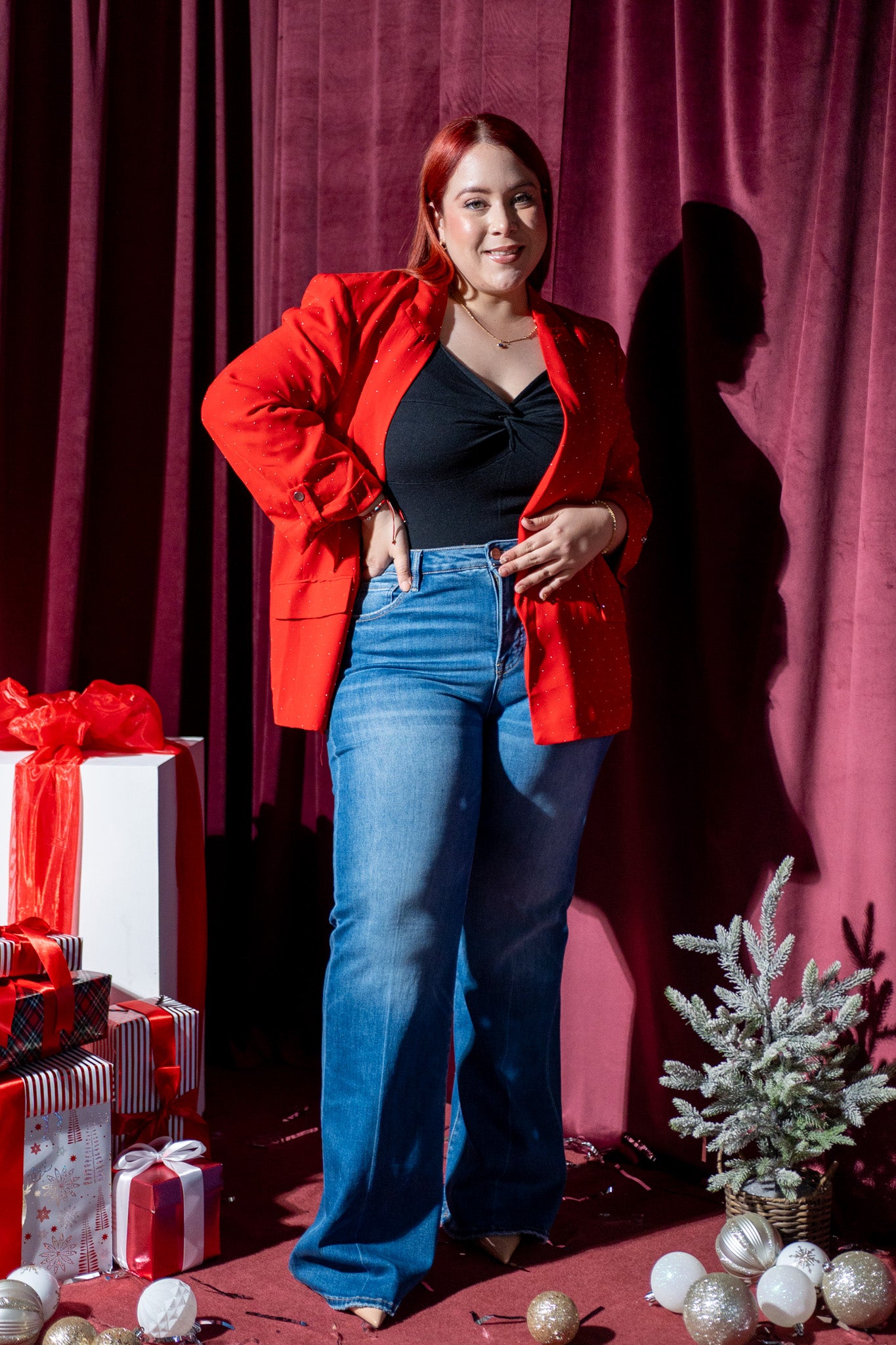 blazer de brillos rojo