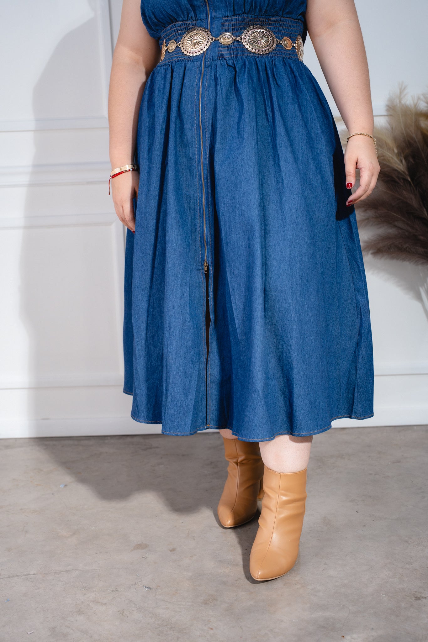 Vestido con ziper frontal denim