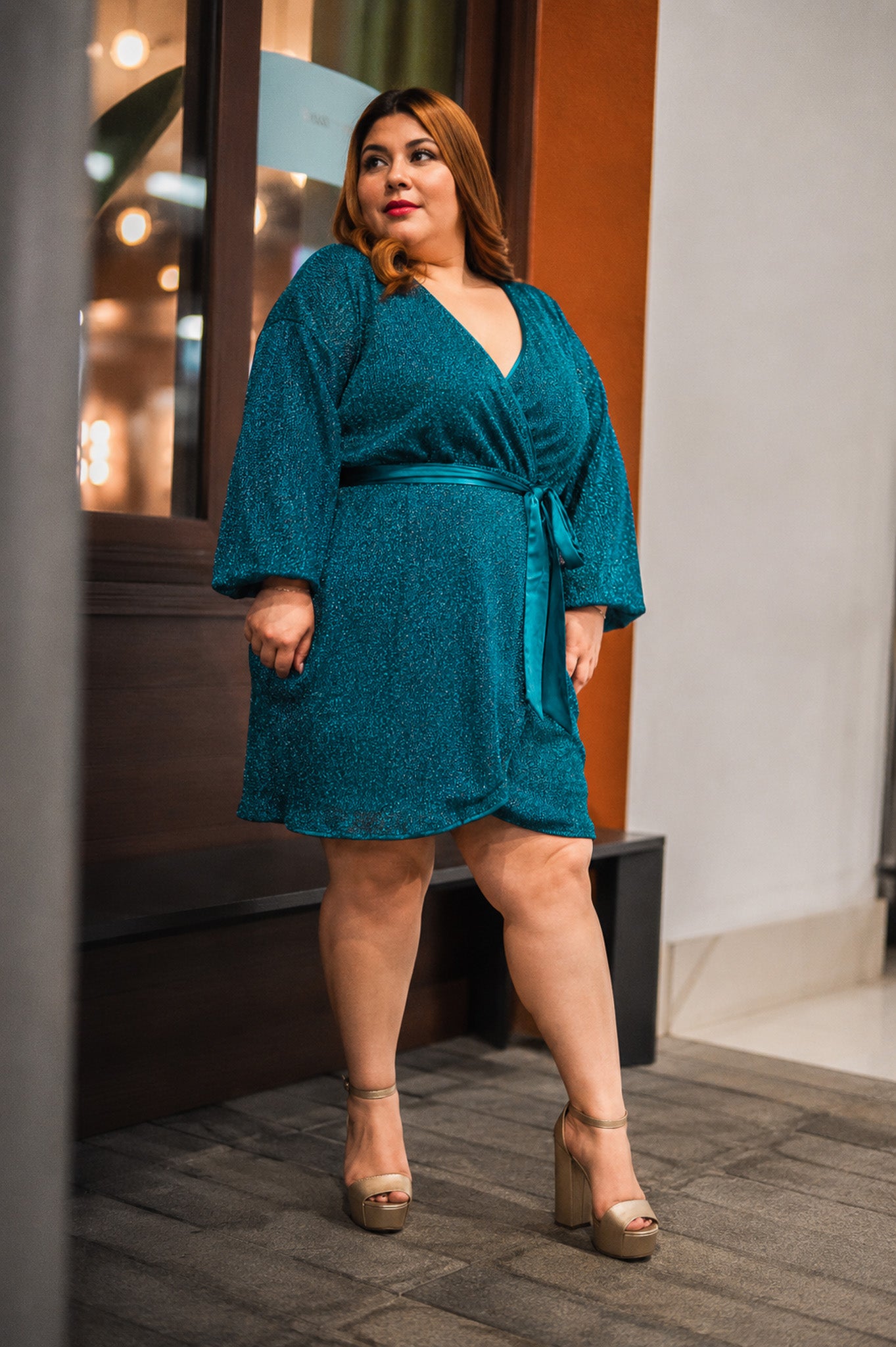 Vestido Curvy Lentejuela Cruzado Brillos Azul Statement Gala