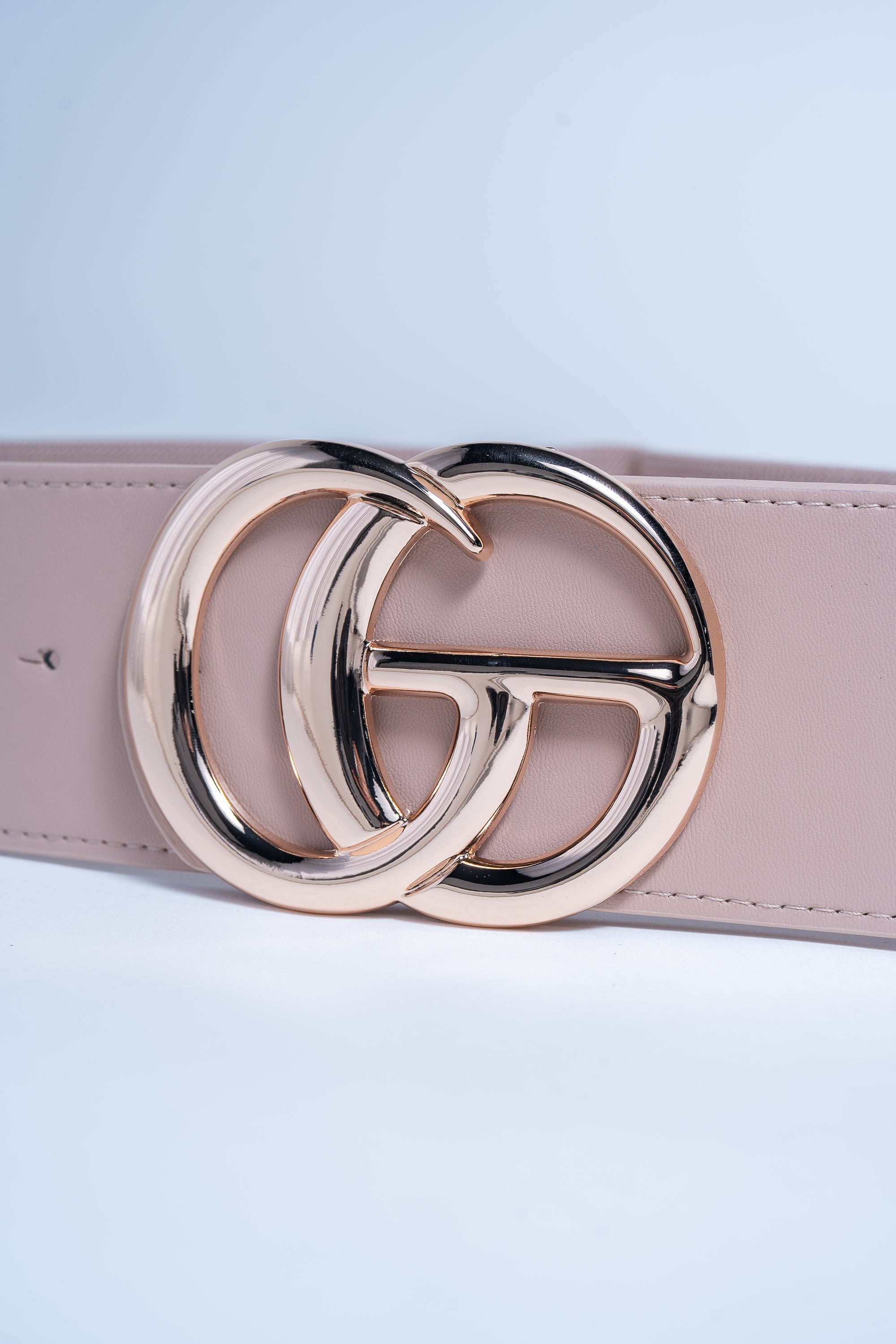 Cinto Curvy Grueso Nude GG Hebilla Dorada Define Cintura
