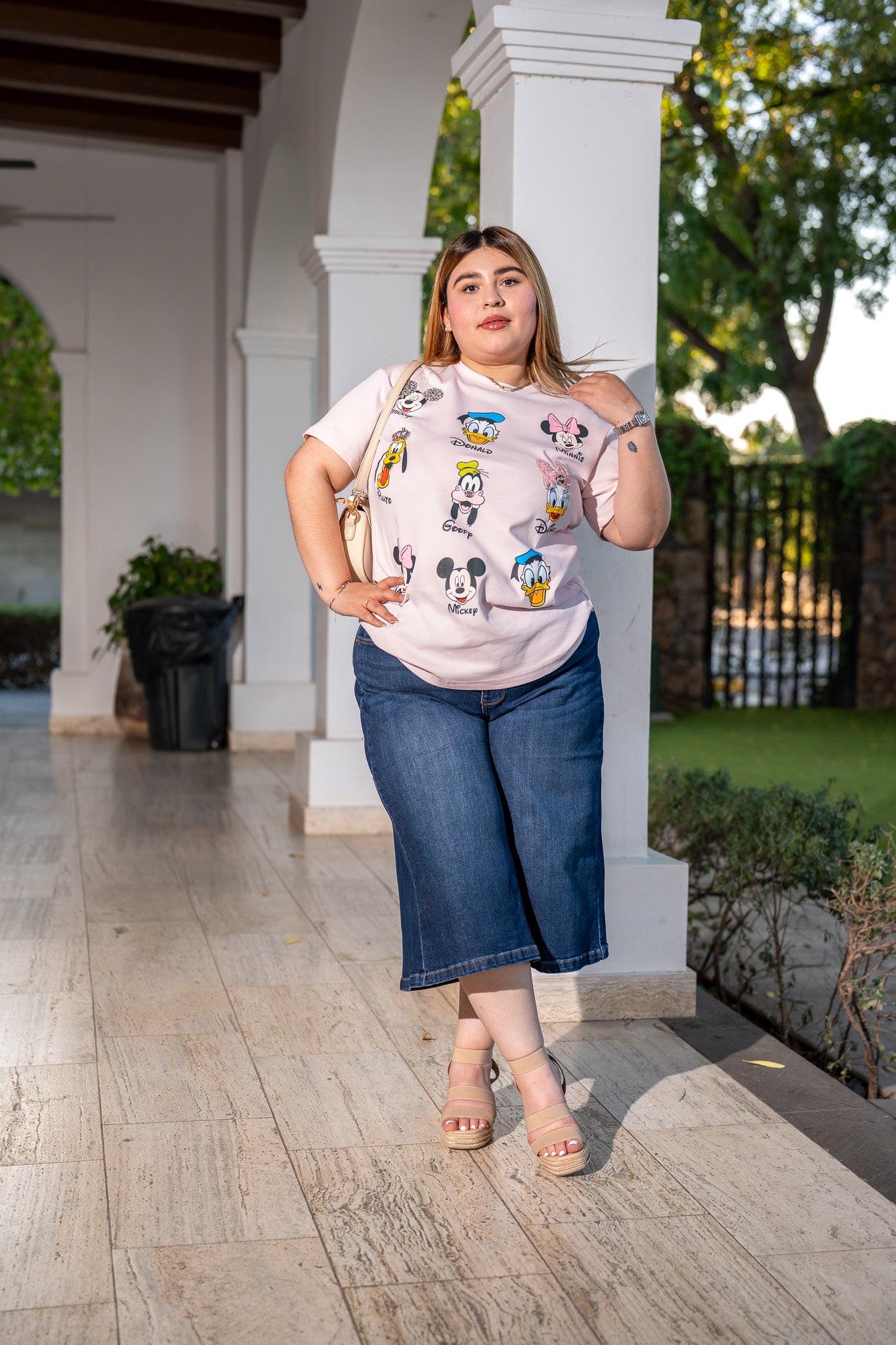 Playera personajes disney rosa