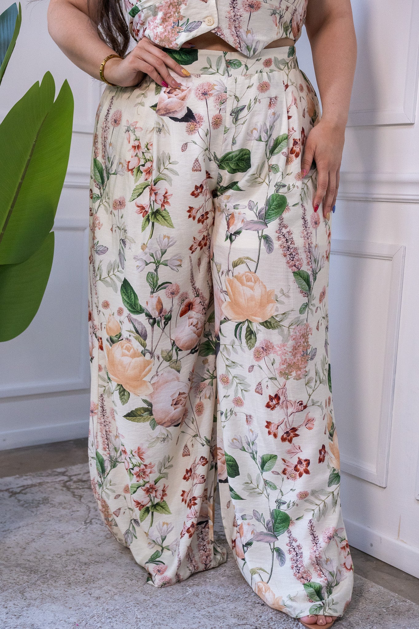 Conjunto 2 piezas, pantalón y blusa halter de lino, fémina, ligero y perfecto para eventos de día.