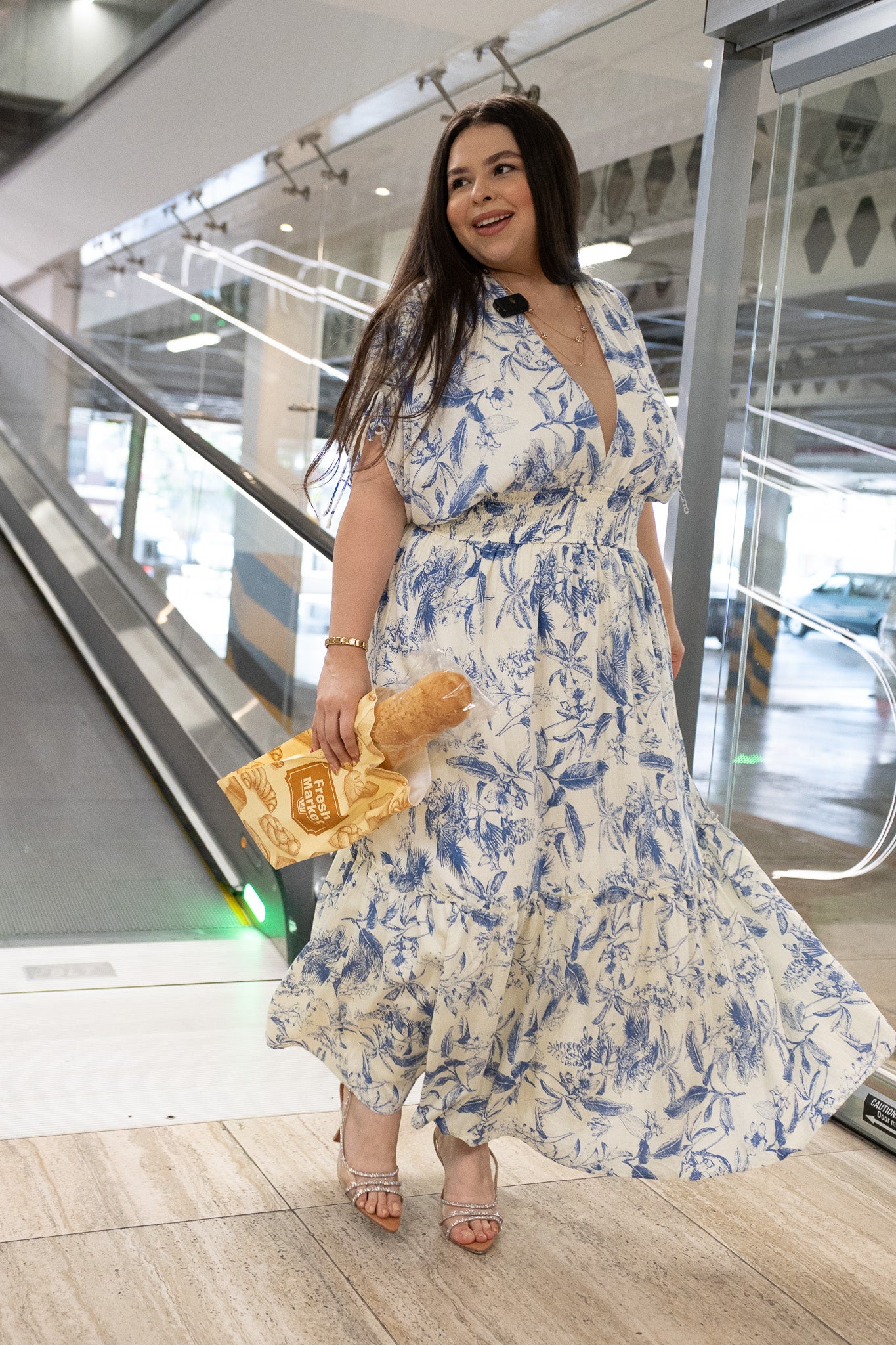 Vestido Curvy Largo Escote V Azul Cintura Elástica Versatil