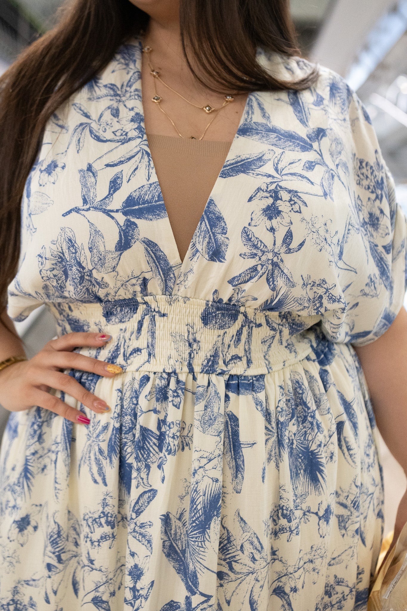 Vestido Curvy Largo Escote V Azul Cintura Elástica Versatil