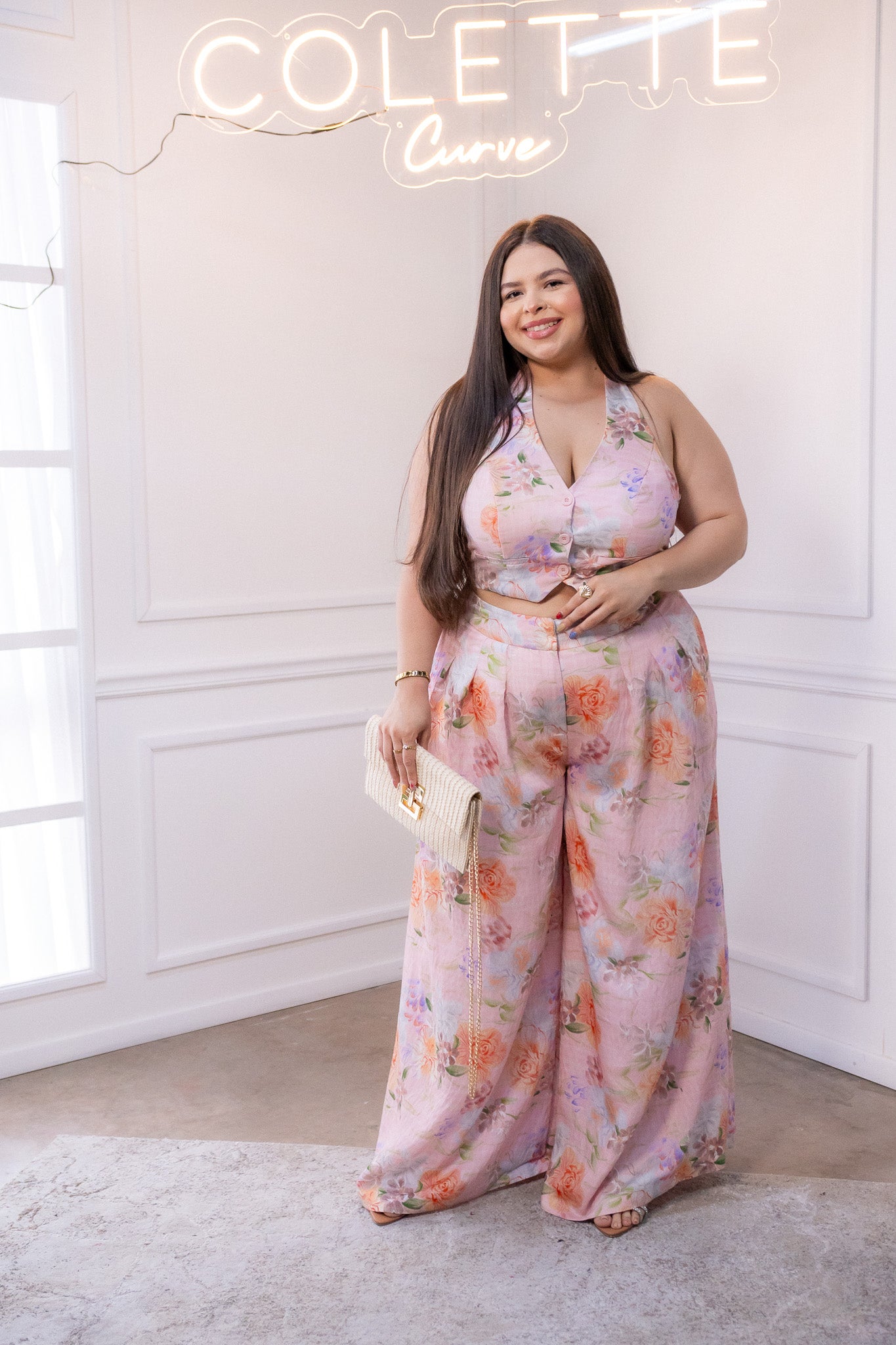 Conjunto Curvy Pantalón y Blusa Halter Lino Floral Fresco