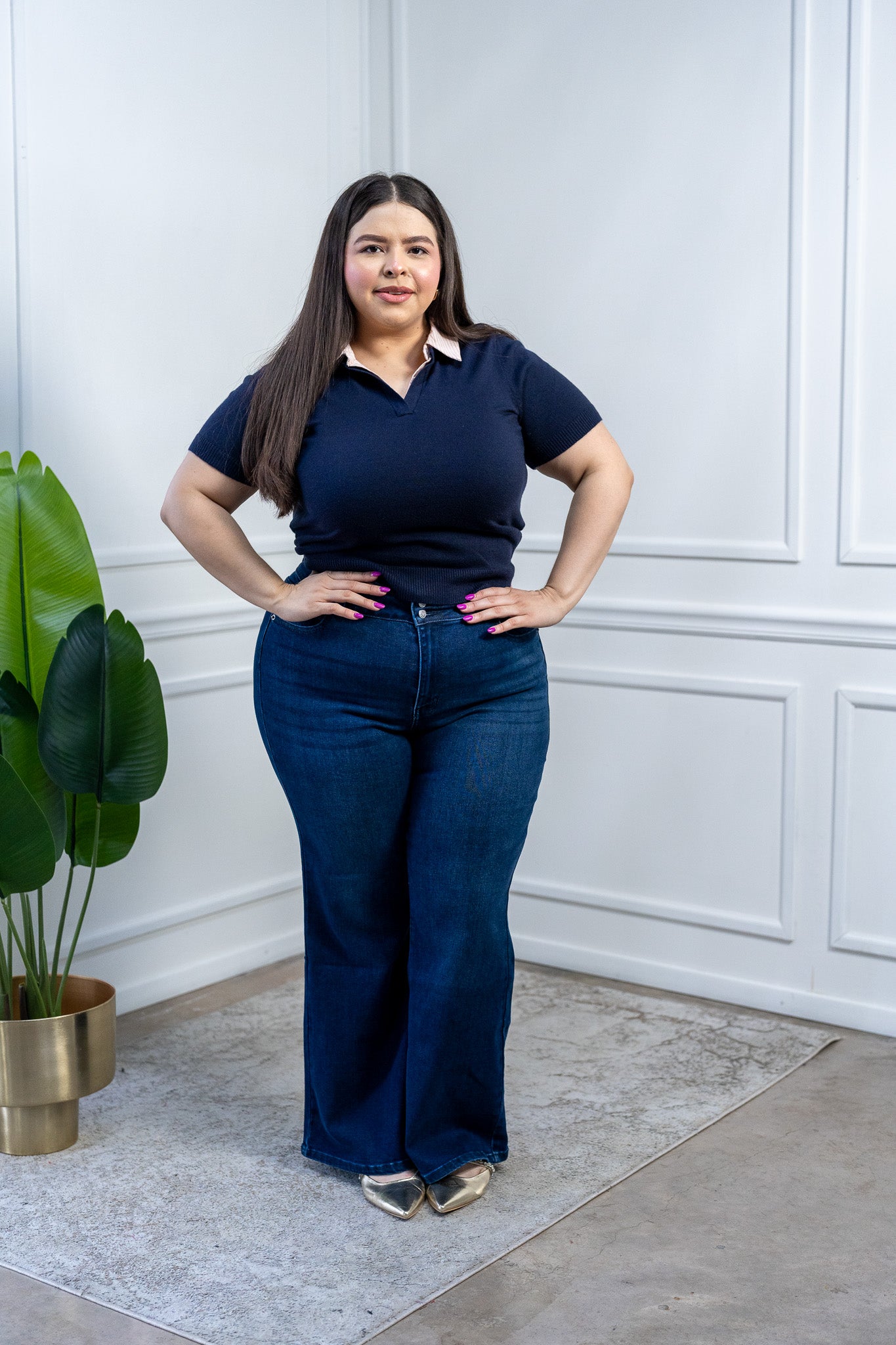 Blusa Curvy Acanalada Azul Marino con Cuello Camisero