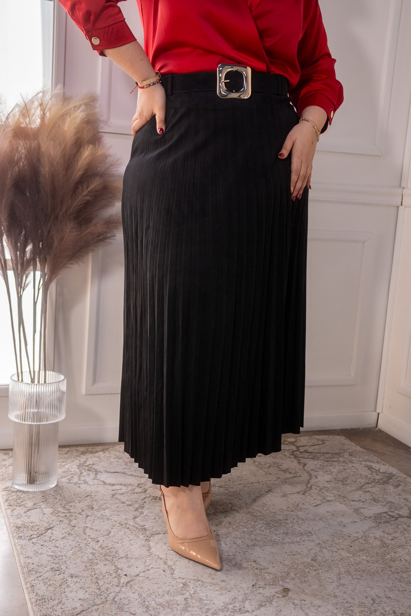 FALDA LARGA PLISADA GAMUZA NEG