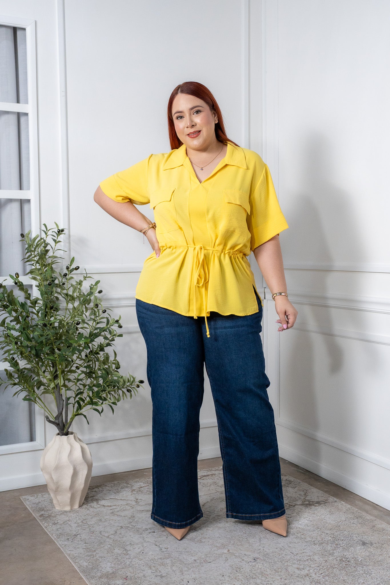 Blusa tipo zafari lisa amarilla