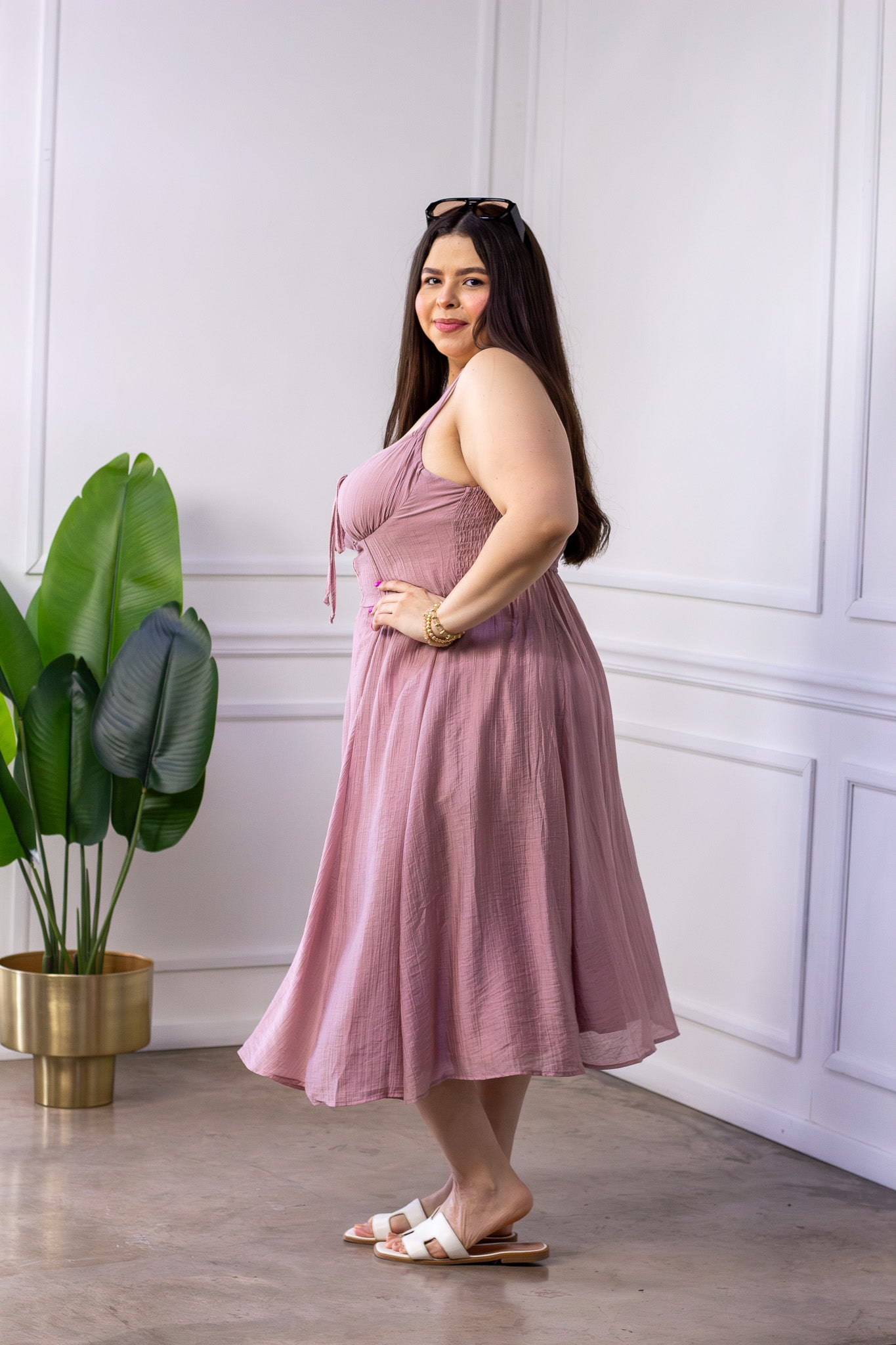 Vestido Curvy Midi Rosa Palo Tirantes Lazo Frente