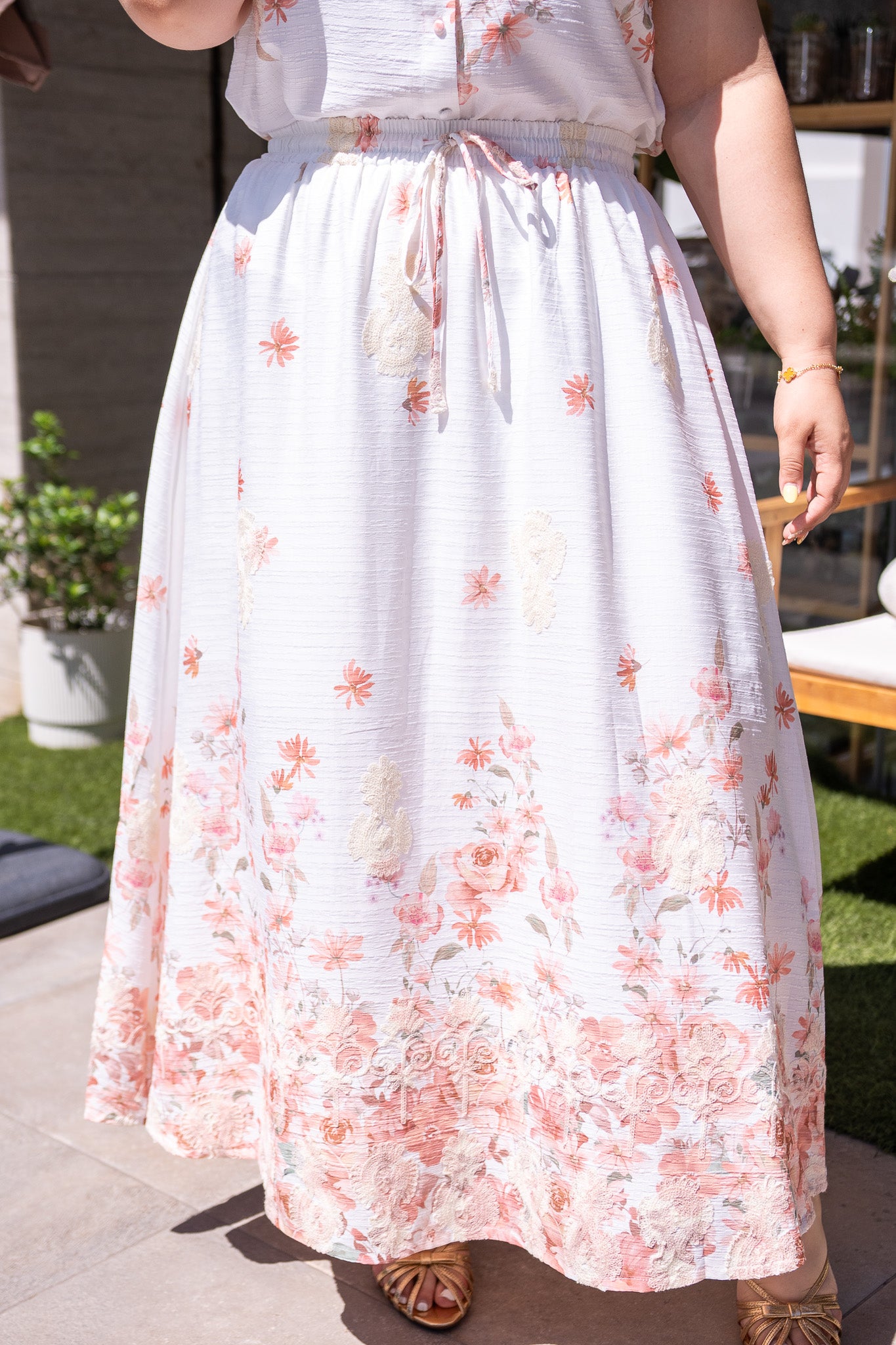 Set Curvy Blusa y Falda Maxi Floral Print Romántico Ivory