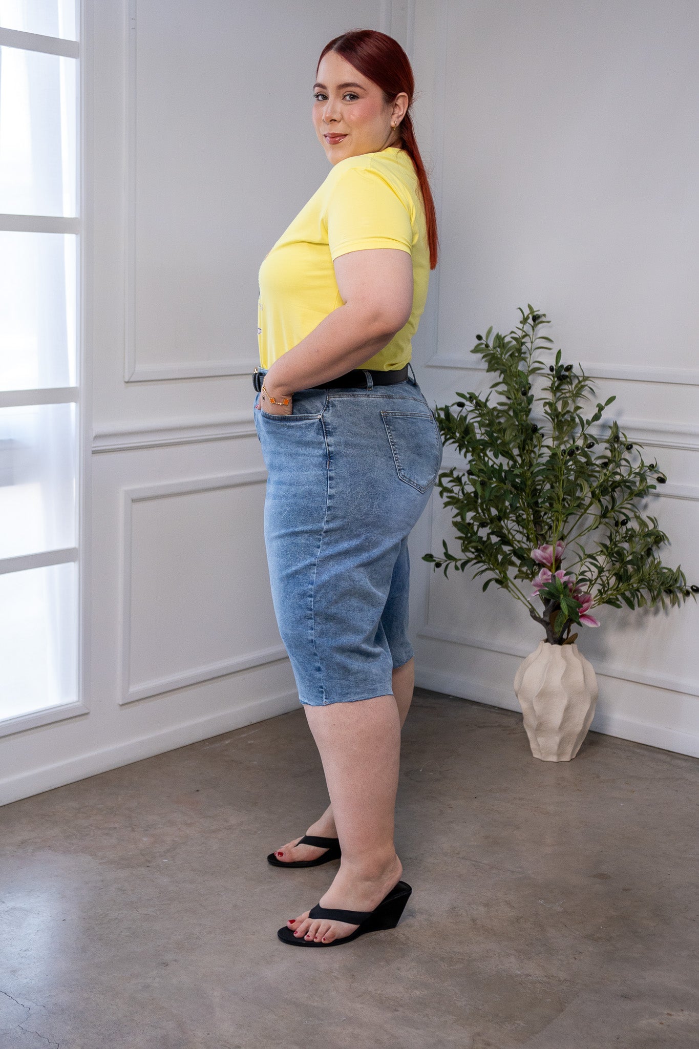 Bermuda Curvy Denim Deslavado Claro