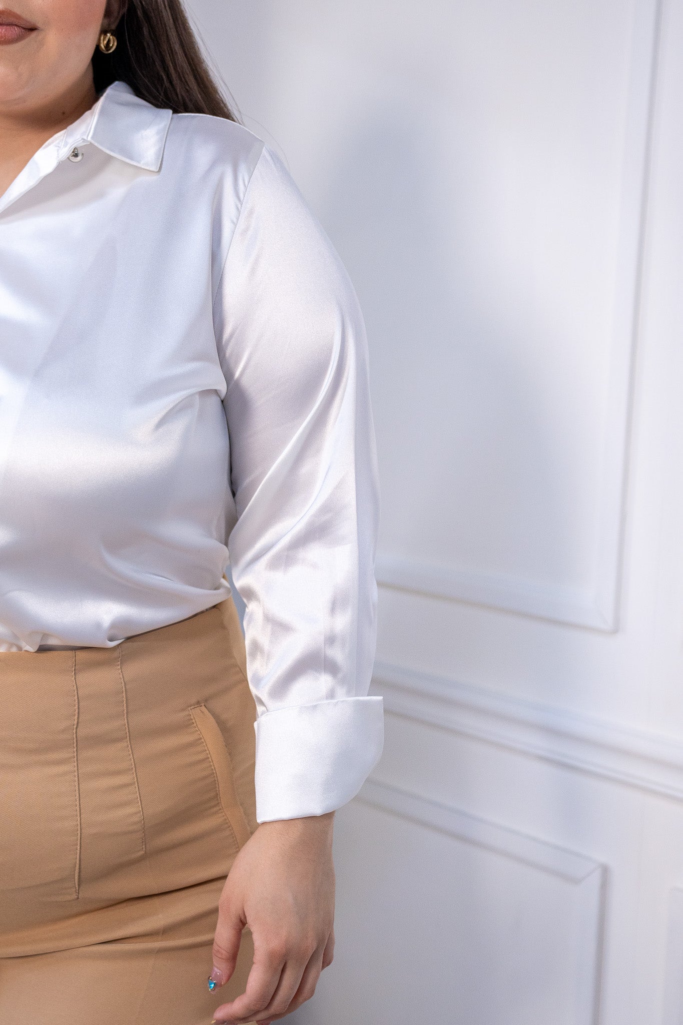 Camisa Curvy Básica Satín Stretch Oficina Casual Elegante