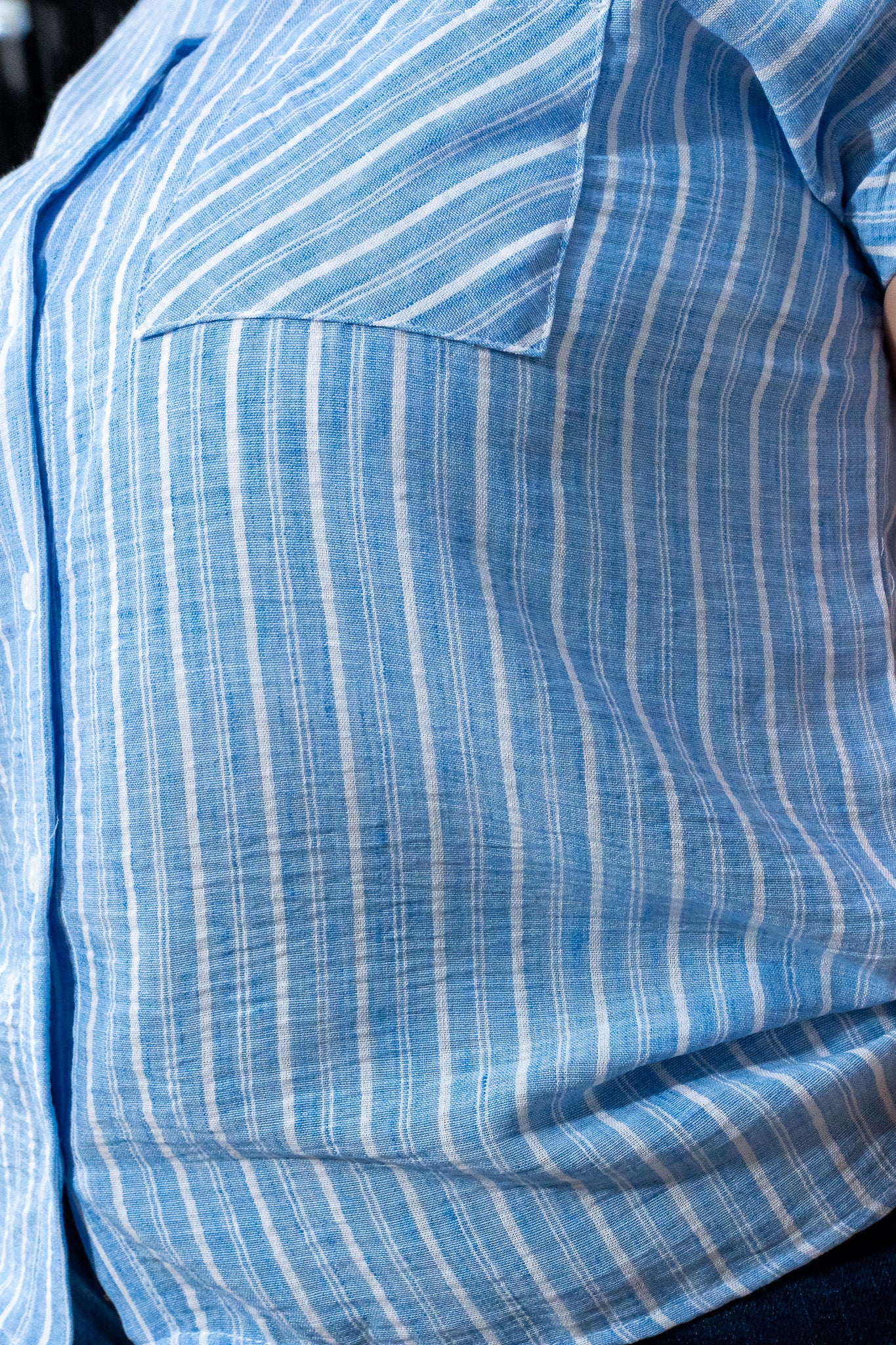 Camisa de Rayas Café Plus Size para Mujer