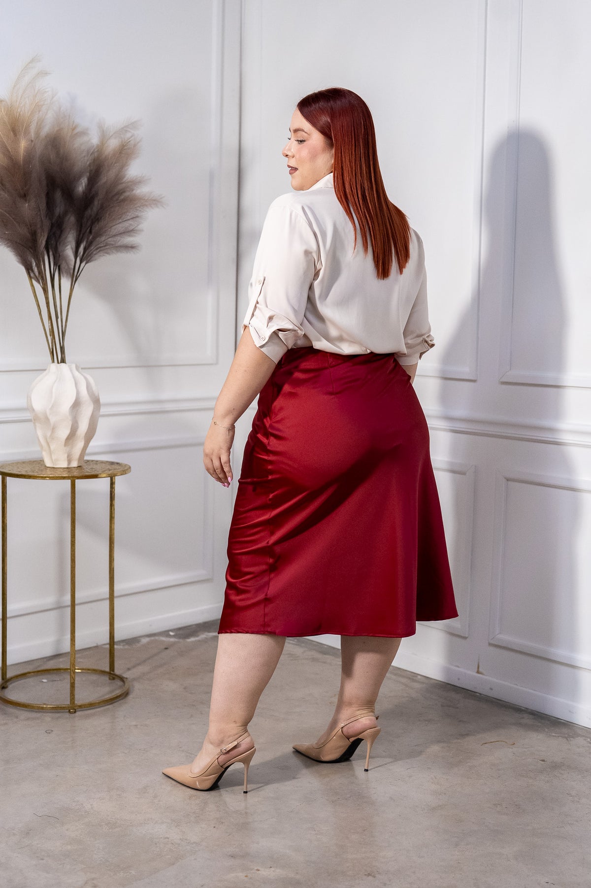 Falda Curvy Midi Satín Lisa Roja