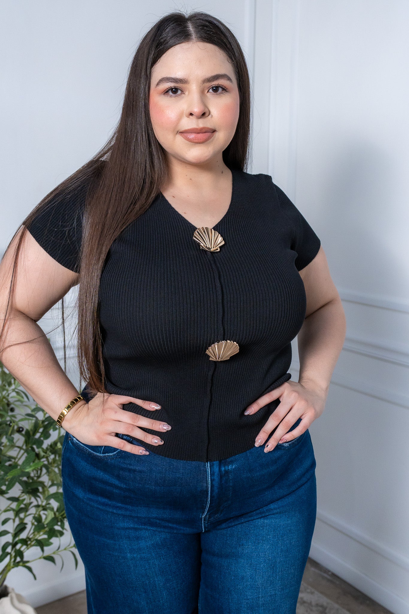 Blusa punto boton concha neg