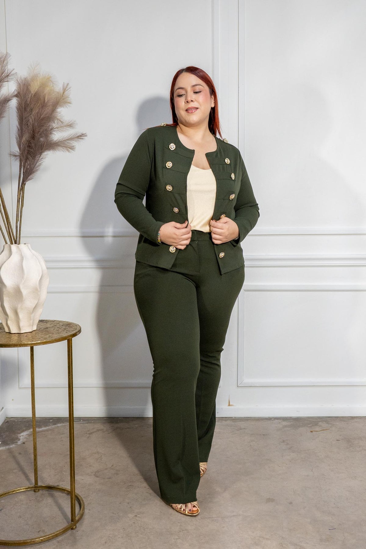 Pantalón Curvy de Vestir Liso Bota Recta Olivo
