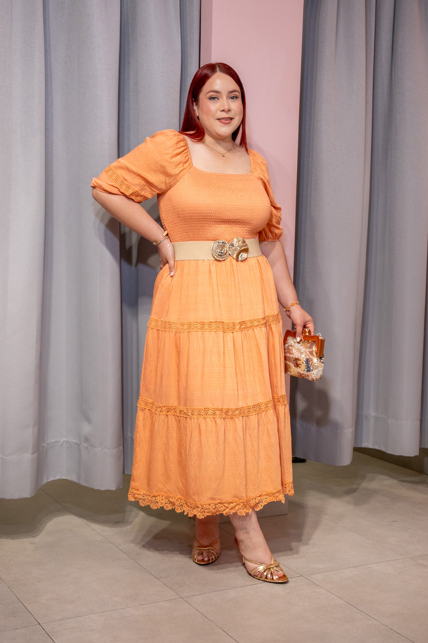 Maxi Vestido Curvy Escote Cuadrado Resorte Manga Abullonada Encaje Naranja