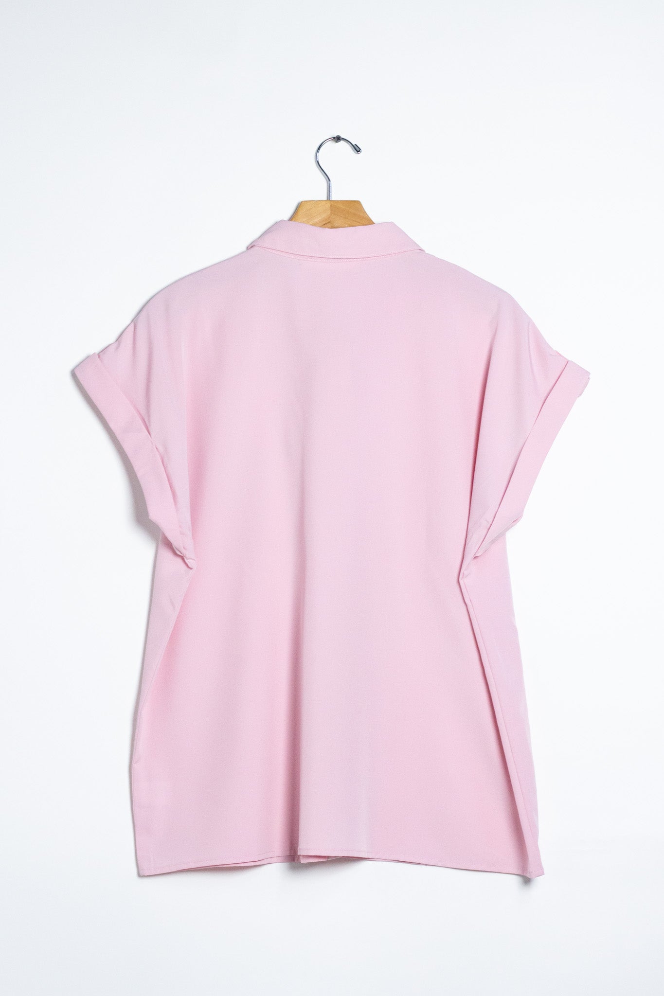 Camisa Curvy Lisa con Bolsa Rosa - detalle