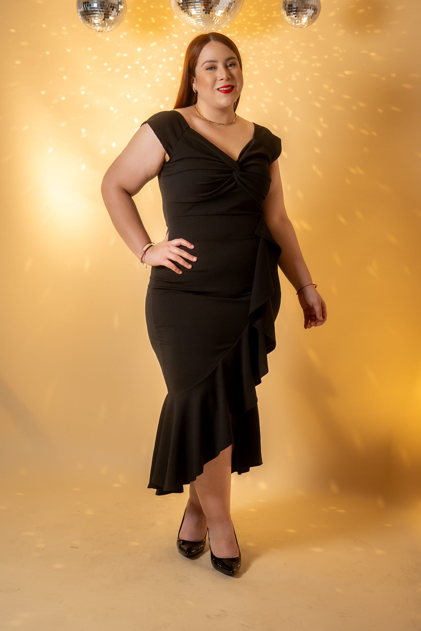 Vestido de Fiesta con Holanes Negro Plus Size para Mujer