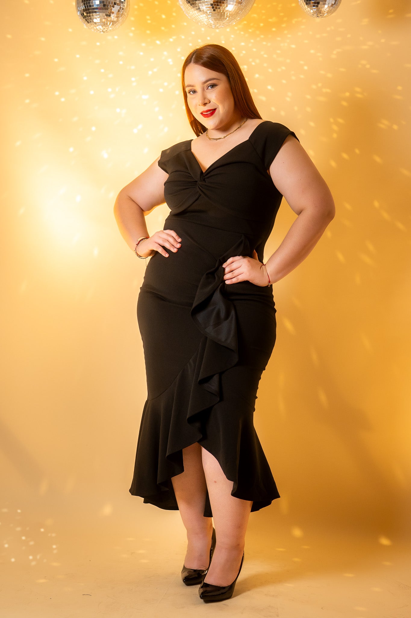 Vestido de Fiesta con Holanes Negro Plus Size para Mujer