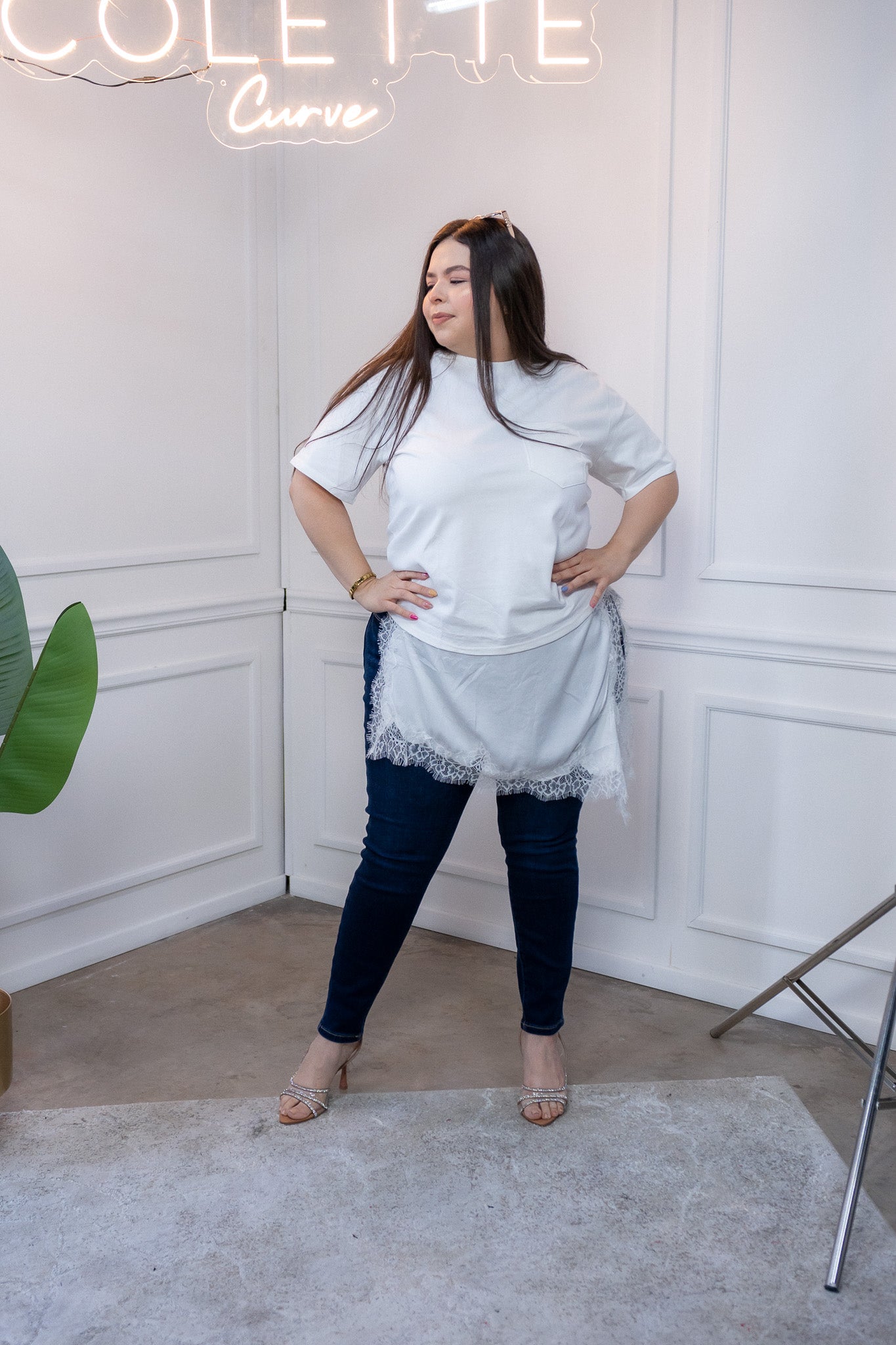 Jeans Curvy Skinny Liso Oscuro Stretch Estiliza Silueta