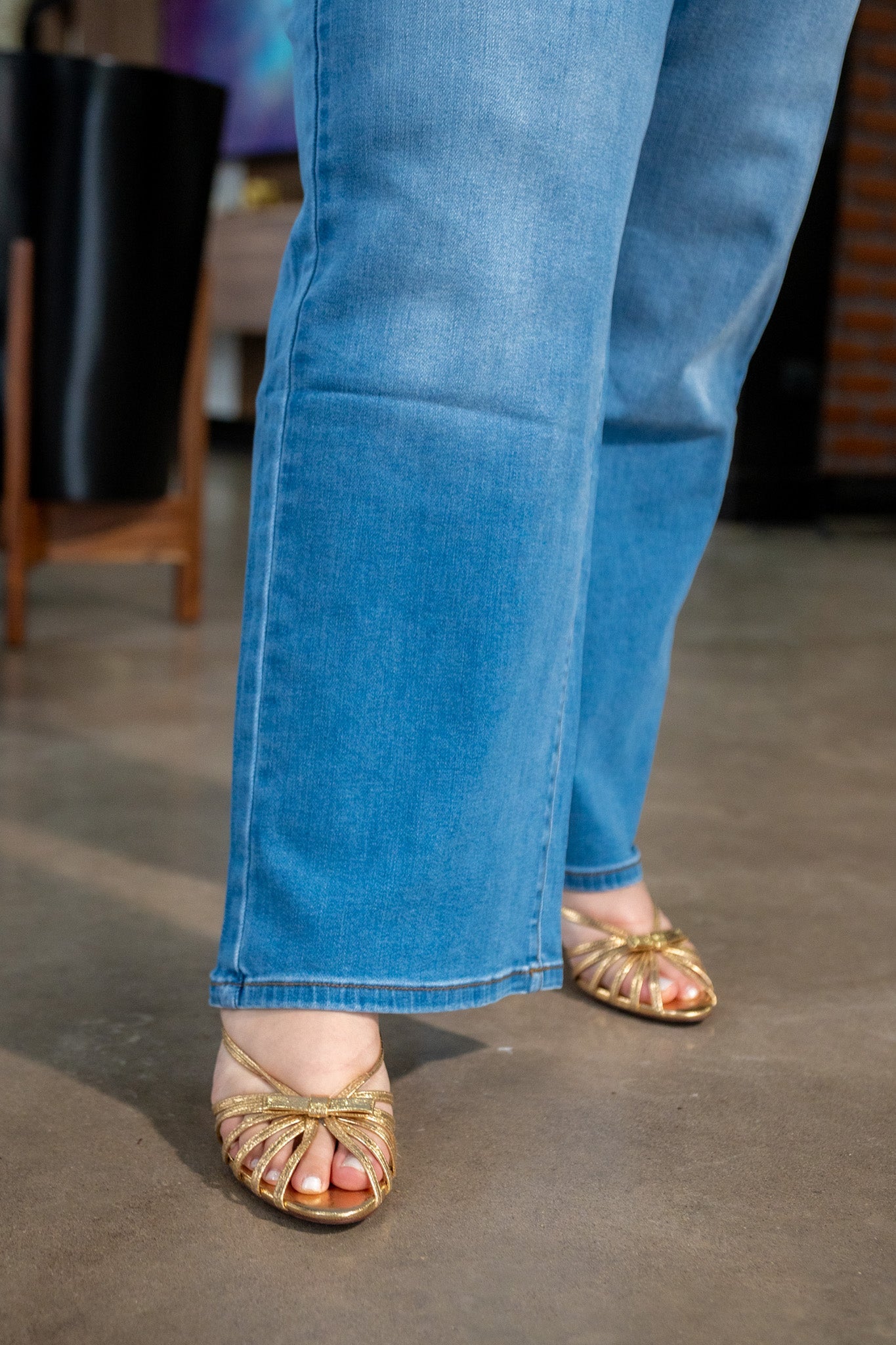 Jeans Curvy High Rise Wide Leg Roto Claro