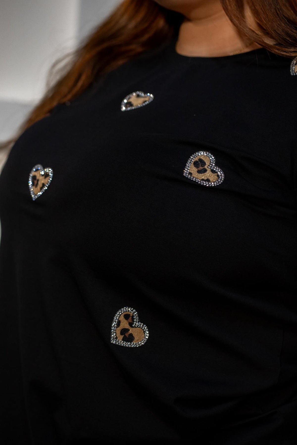 Blusa Curvy Print Corazones Negra
