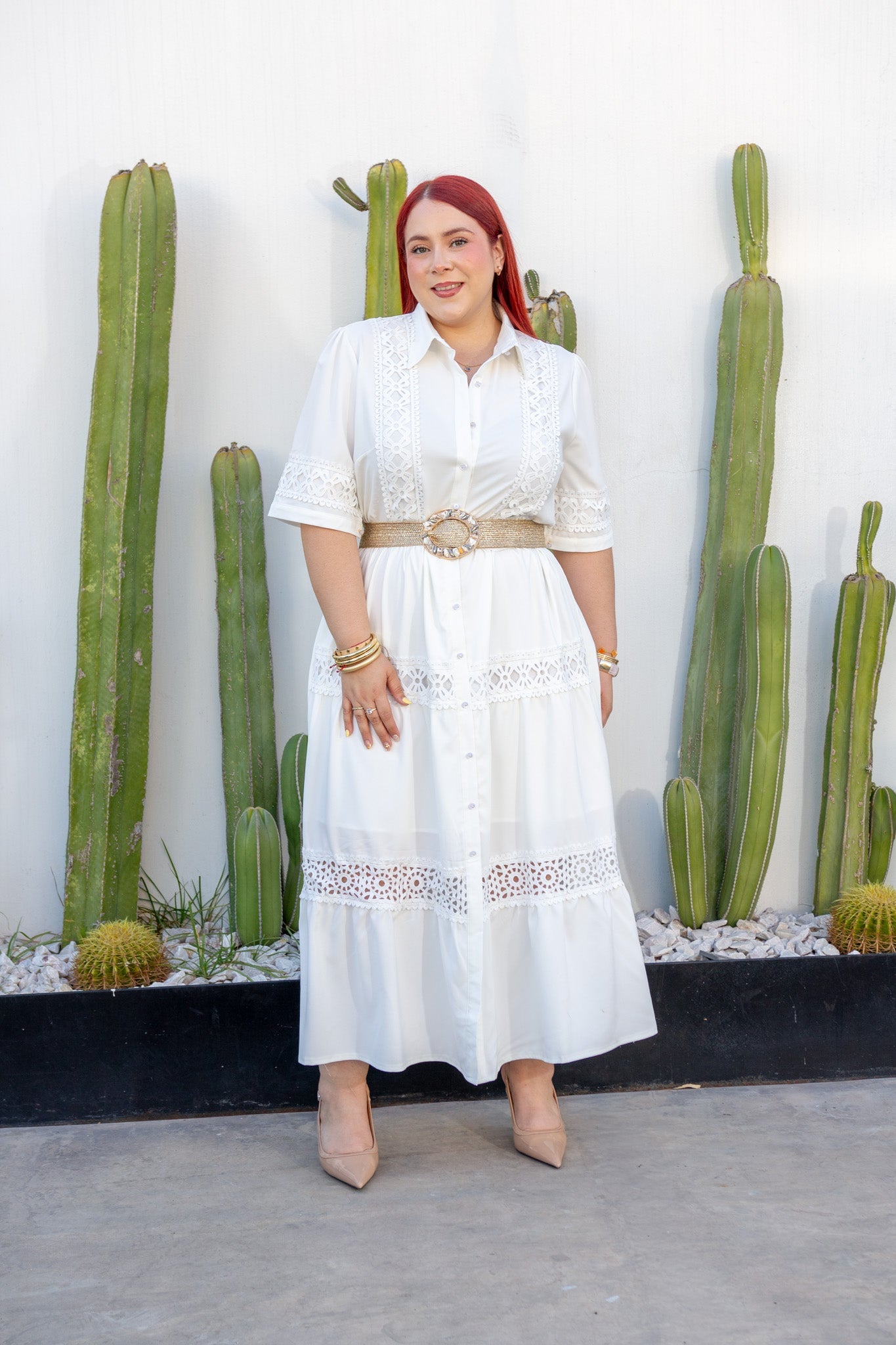 Vestido Cami Curvy Bordado Blanco detalle