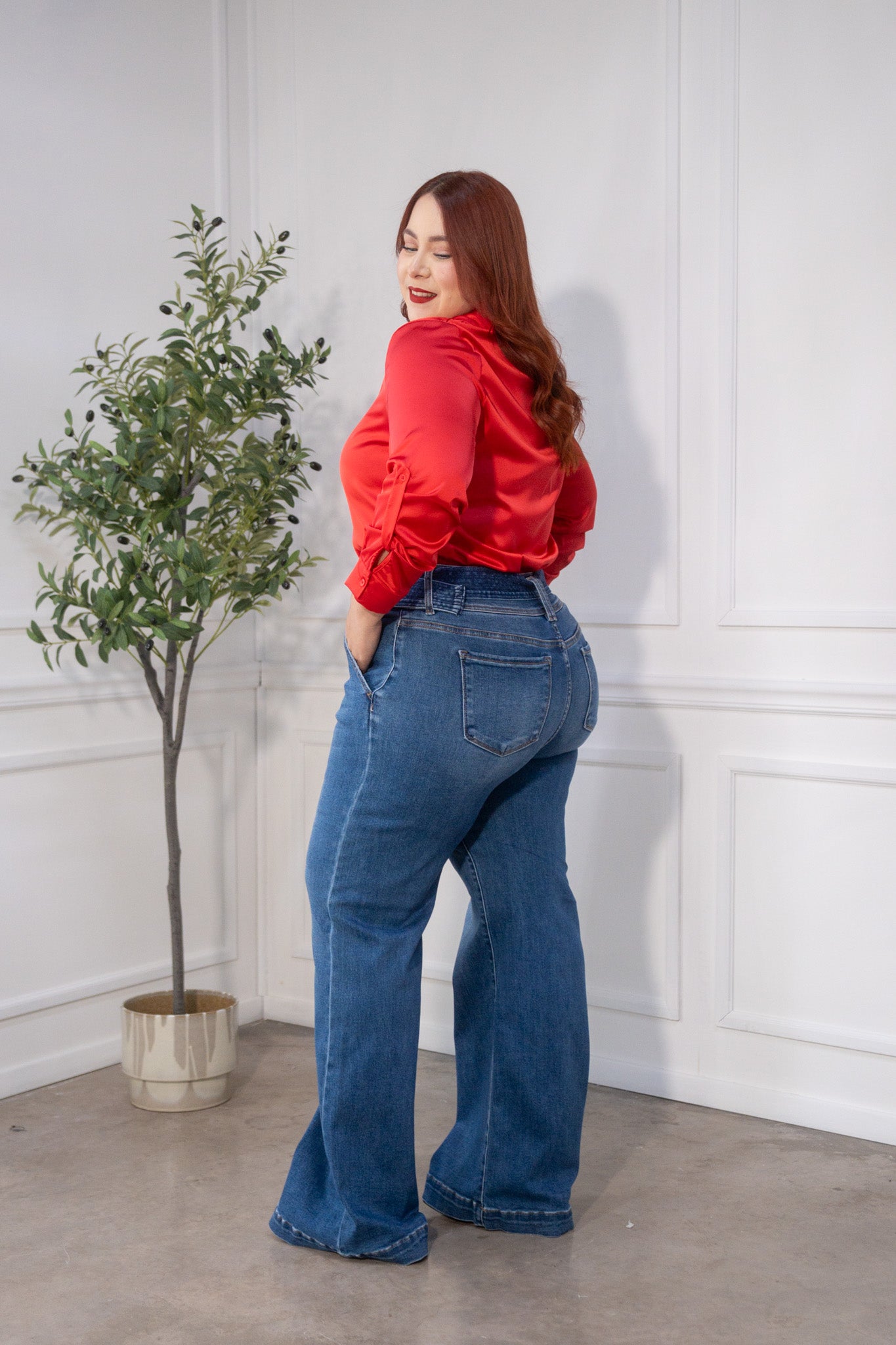 Jeans recto c/cinto osc