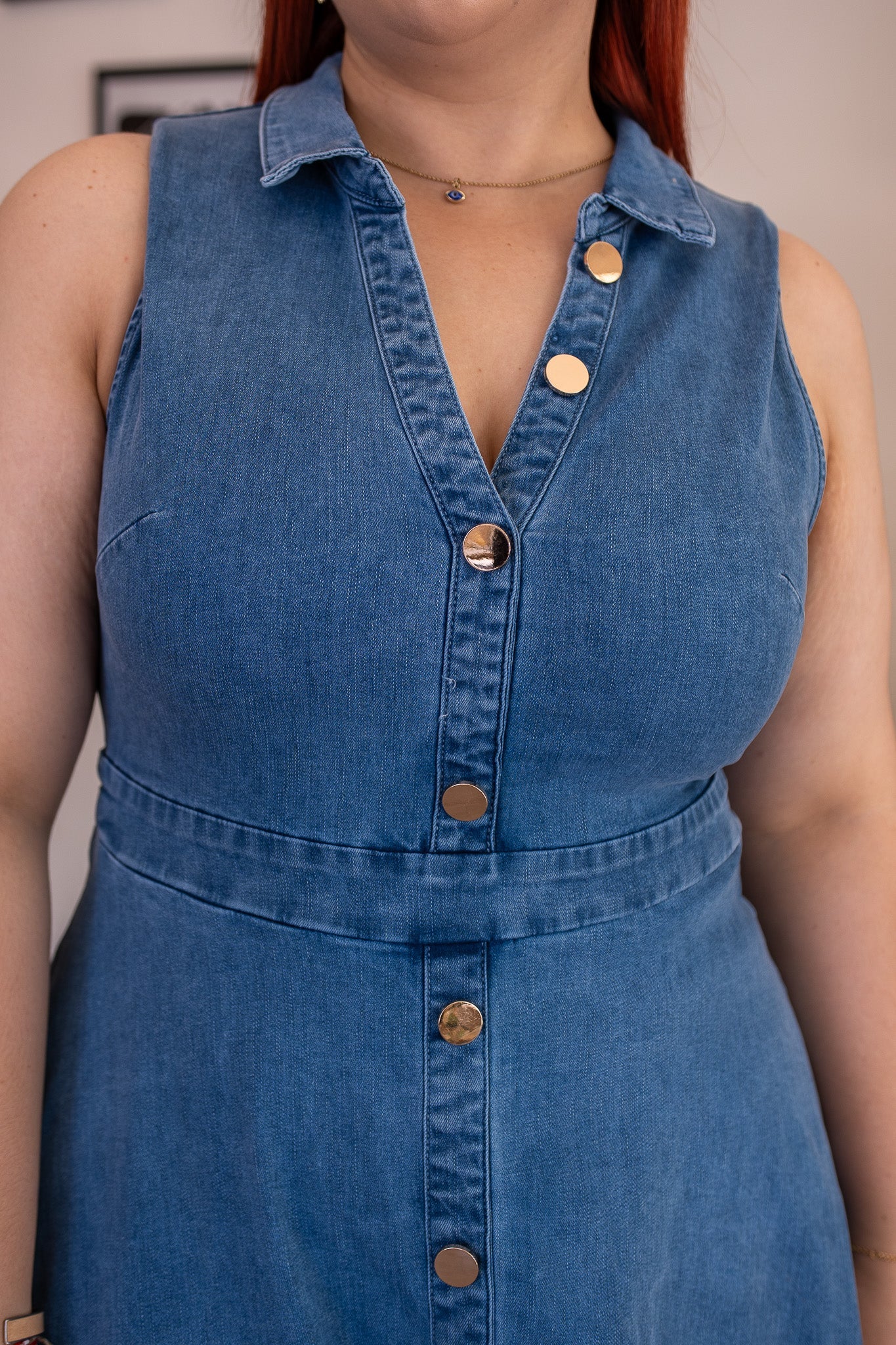 Vestido Midi Curvy Camisero Denim Botones Dorados Claro
