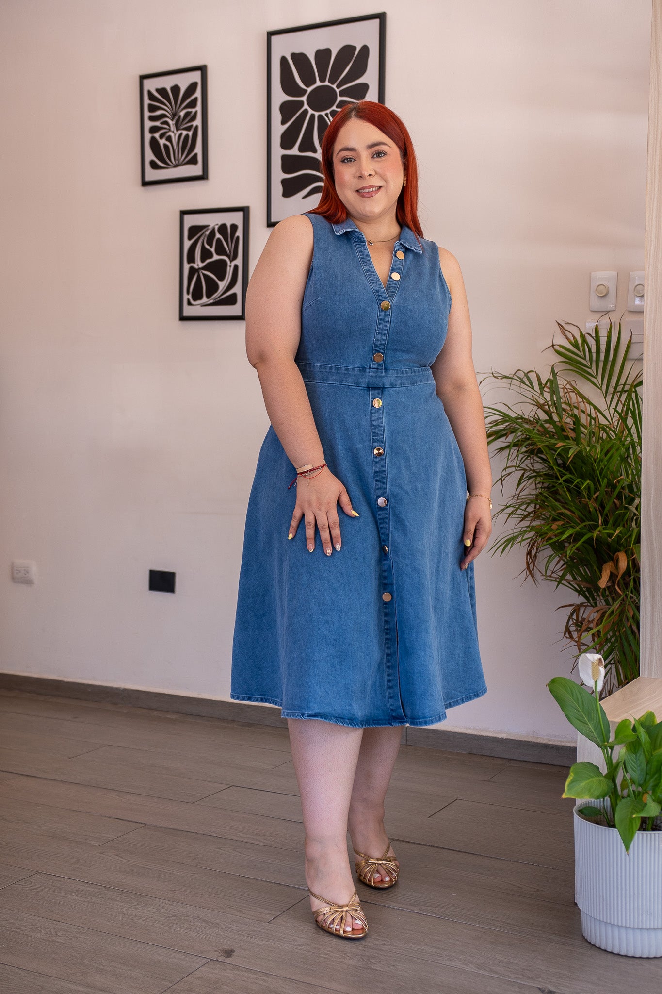 Vestido Midi Curvy Camisero Denim Botones Dorados Claro