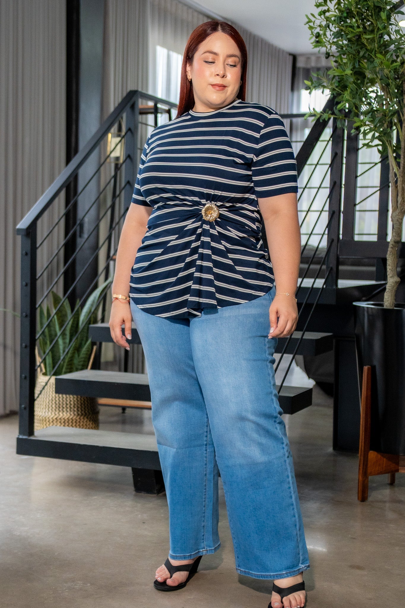Blusa Curvy Rayas Escote V con Detalle Surcido Navy