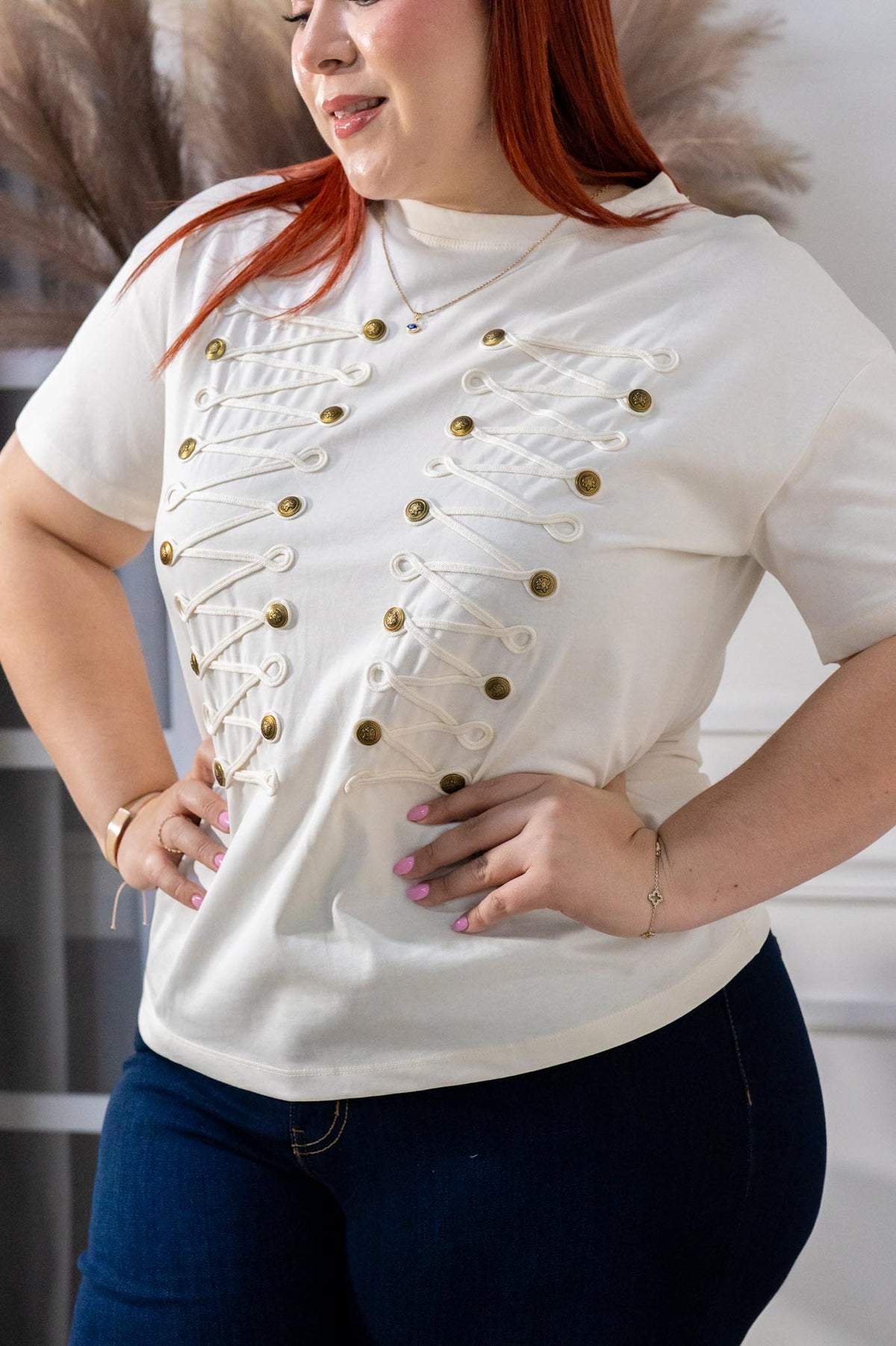 Blusa Curvy Napoleón Botones Dorados Ivory